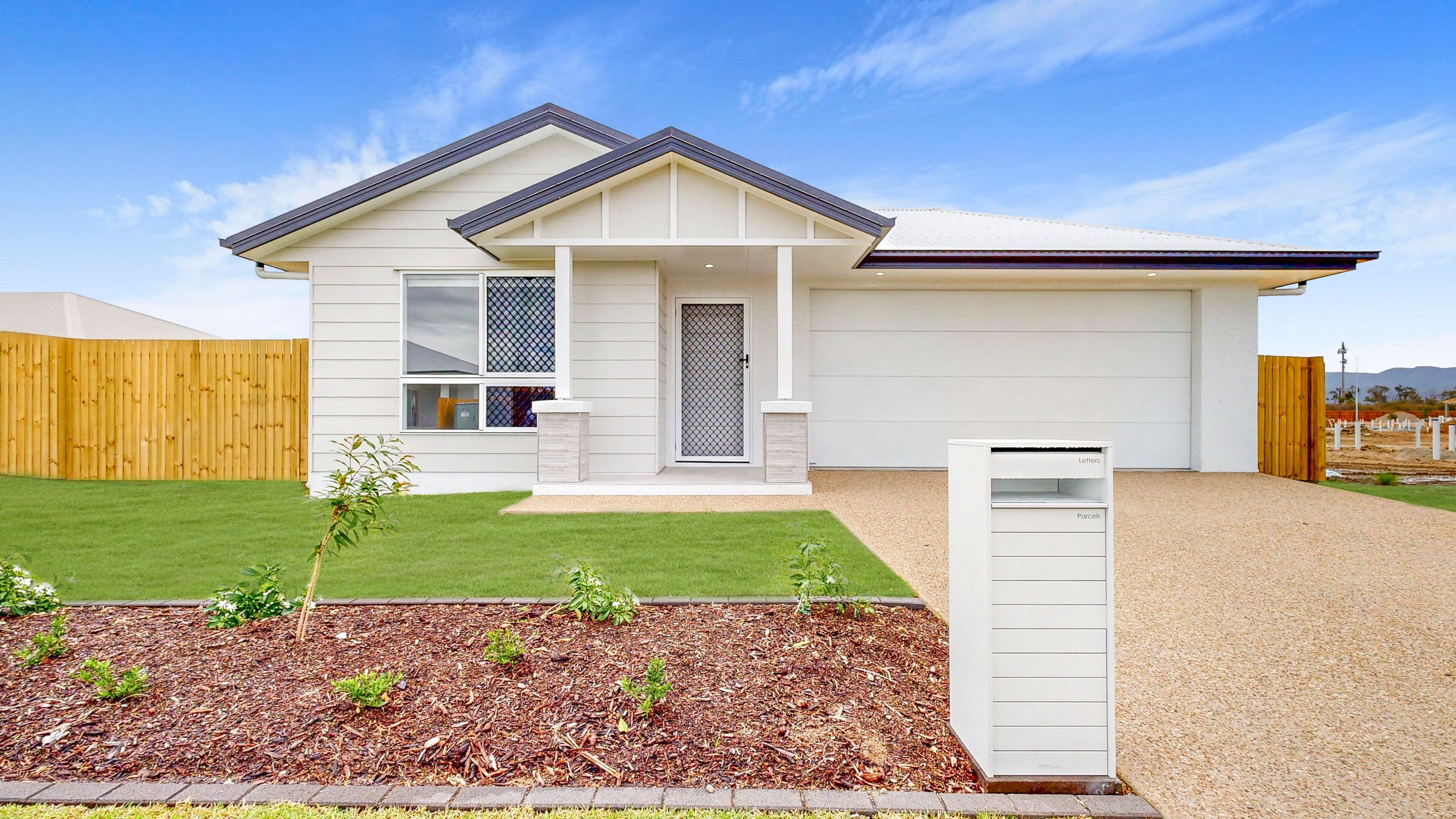 3 Bluegrass Circuit, Rasmussen, QLD 4815