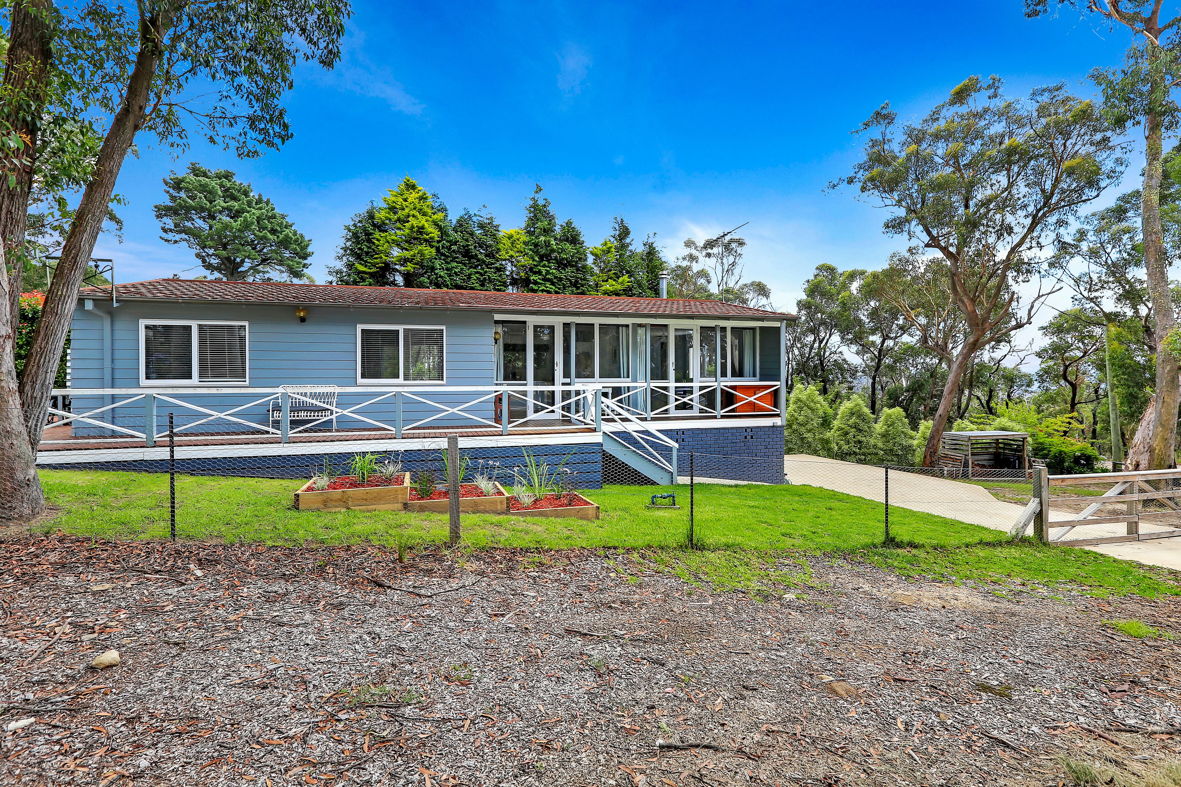 20 Closeburn Drive, Mount Victoria NSW 2786