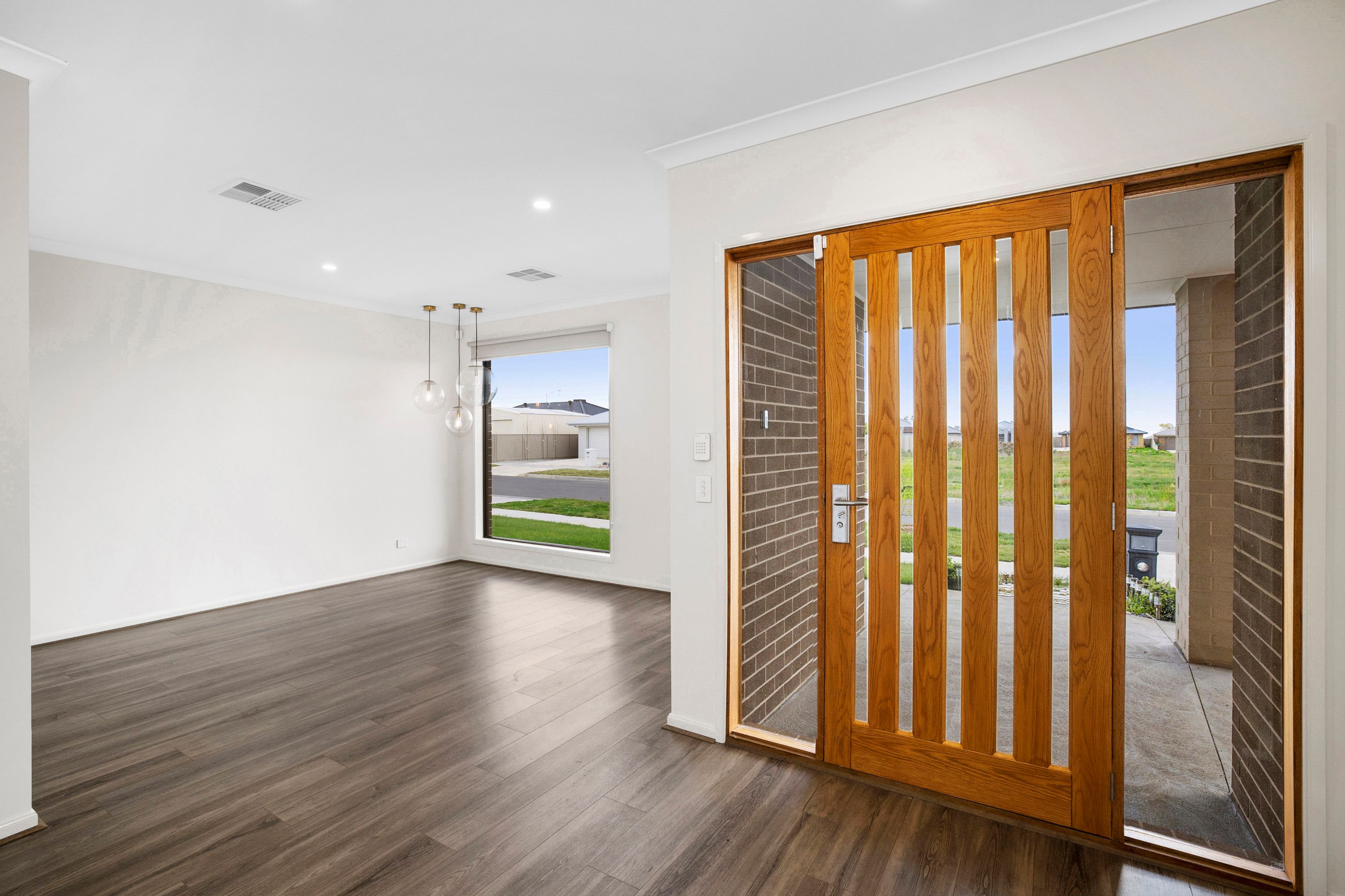 17 Cockatoo Drive, WINTER VALLEY, VIC 3358