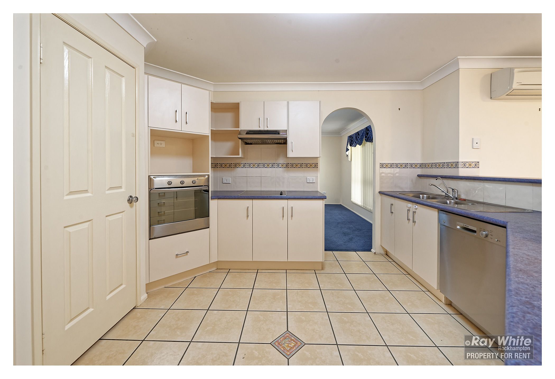 9 Warner Avenue, Norman Gardens, QLD 4701