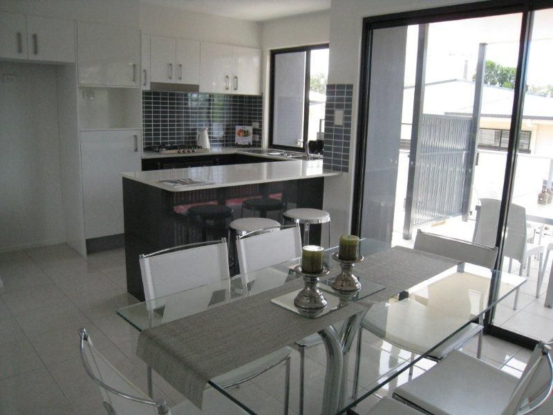 11 Garden Terrace, Newmarket, QLD 4051