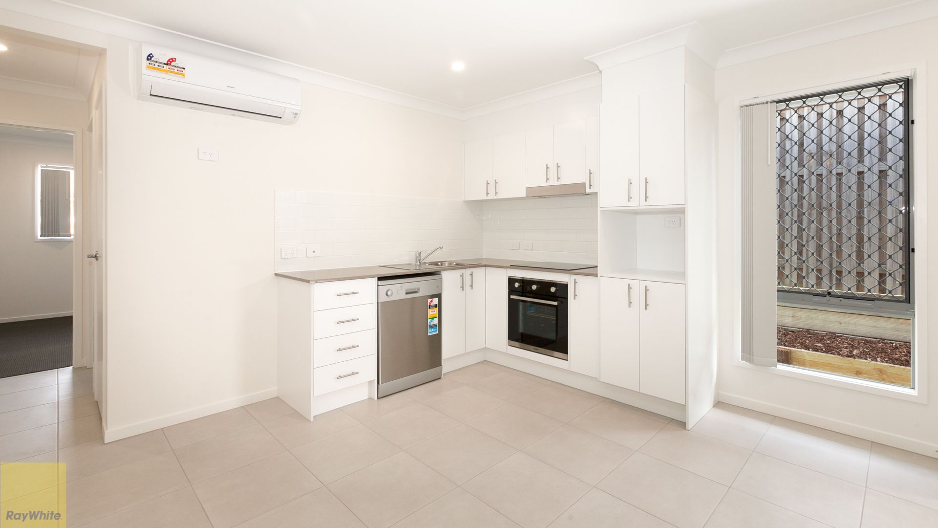 2/97 Reif Street Lot 13, Flinders View, QLD 4305