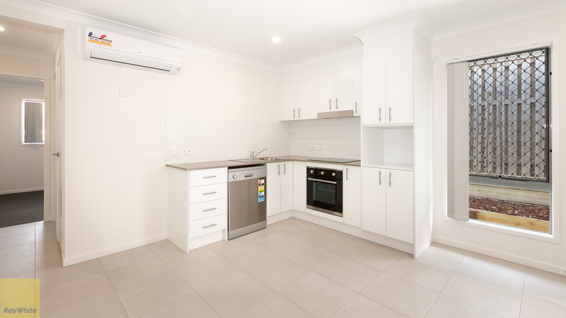 2/97 Reif Street Lot 13, Flinders View, QLD 4305