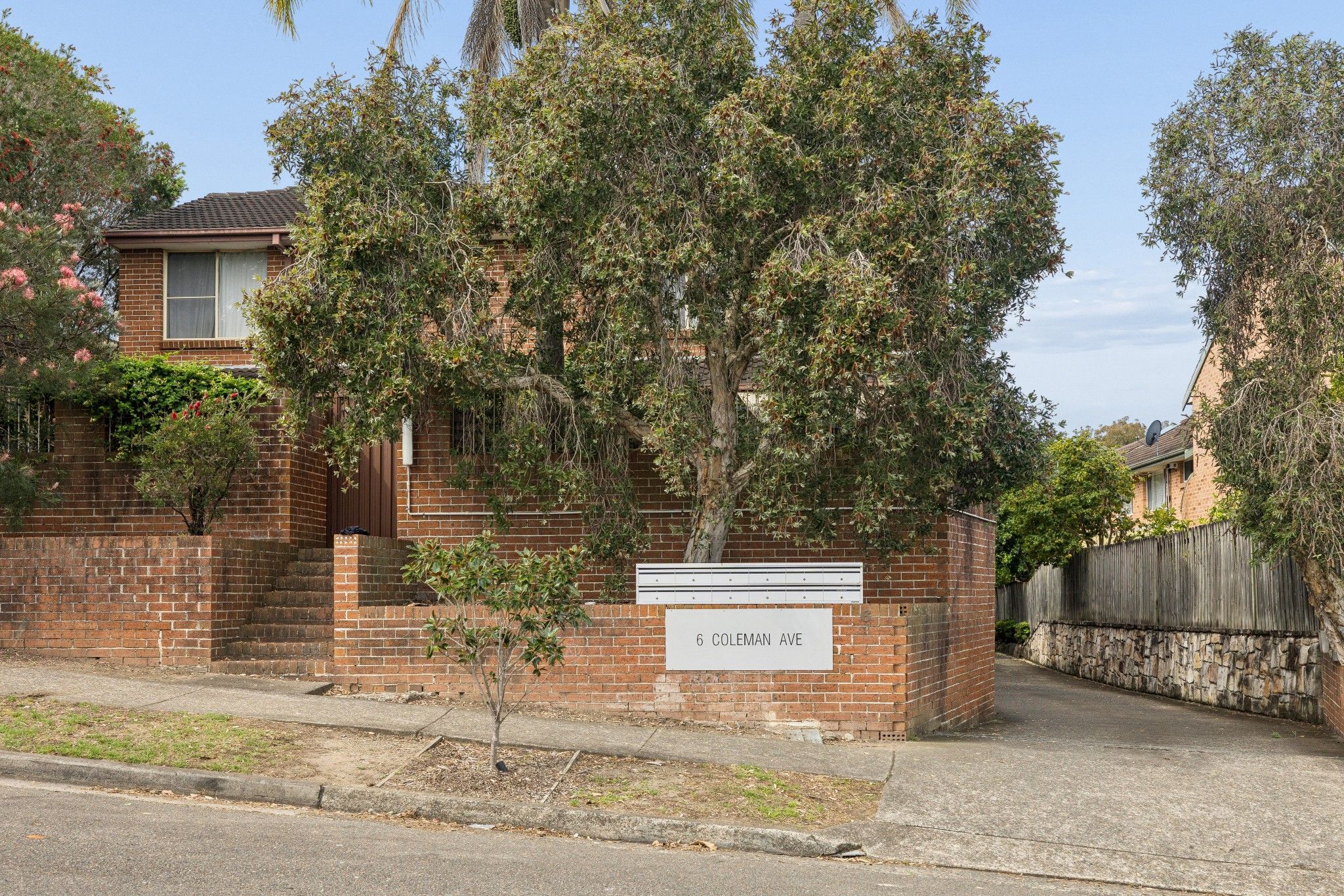 4/6 Coleman Avenue — photo 14 of 17