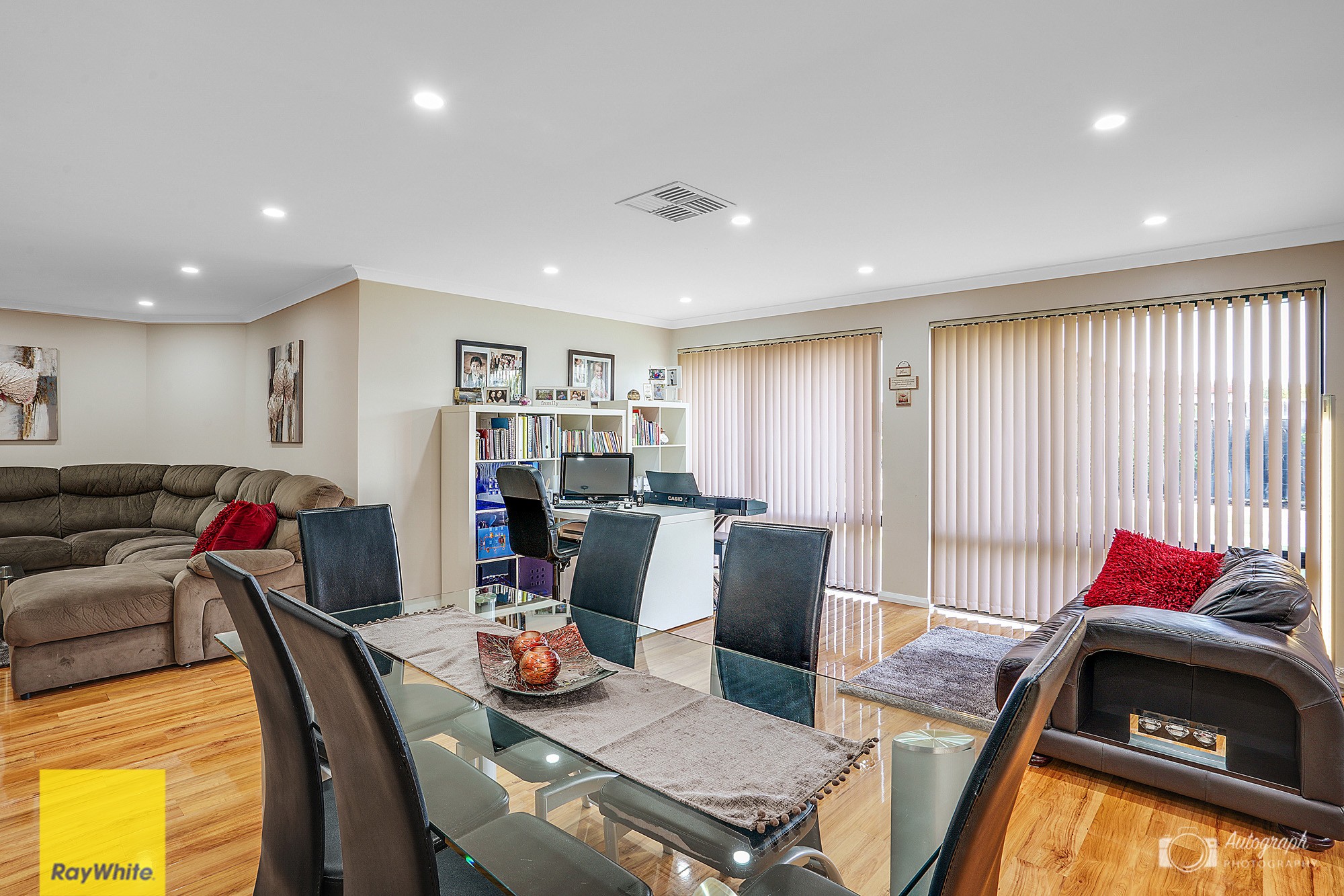 12 Delmage Circle, Ellenbrook, WA 6069