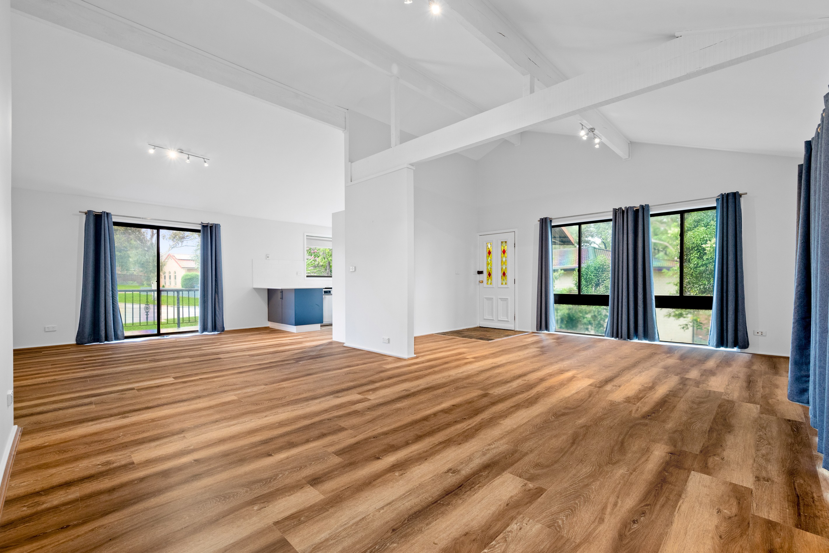17 Bowerbird Avenue, Ingleburn, NSW 2565