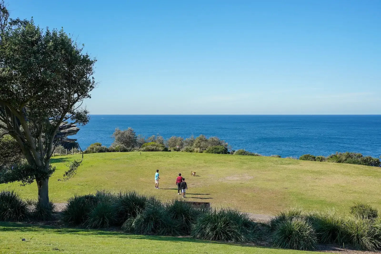 5/6-8 Diamond Bay Road — photo 9 of 10