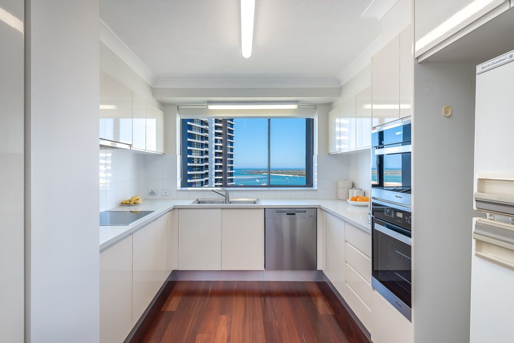 54/21 Bayview Street, Runaway Bay, QLD 4216
