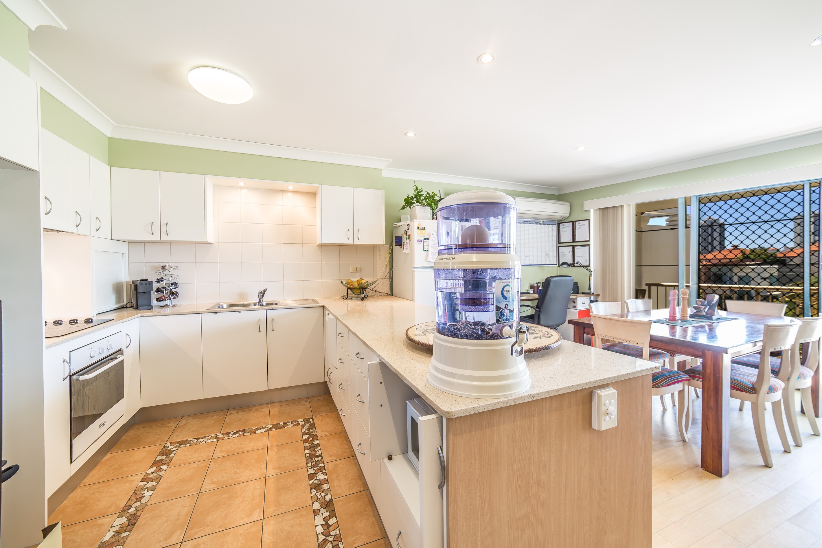 10/2 Adori Street, Surfers Paradise, QLD 4217