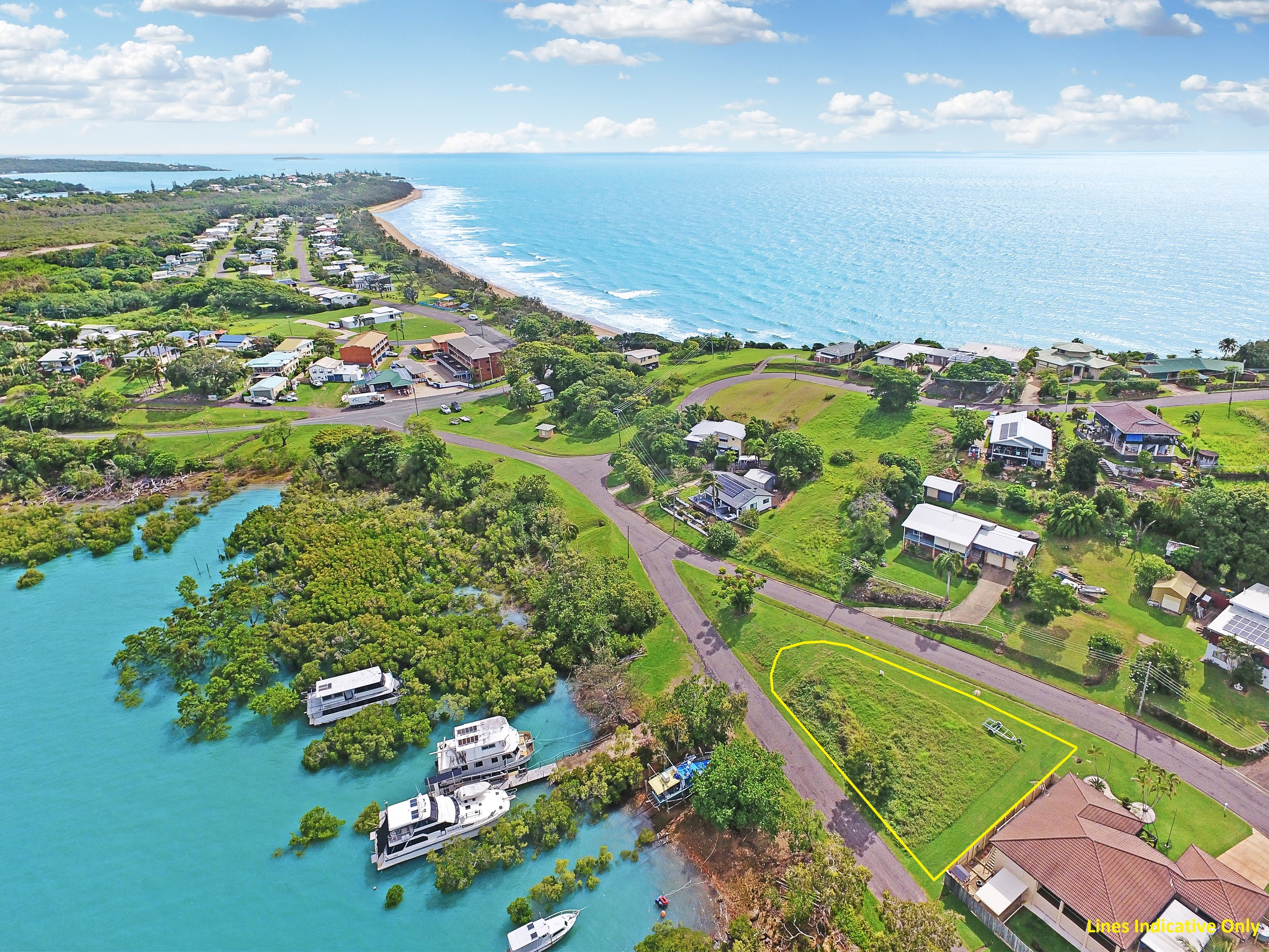 1 Sunset Drive, Sarina Beach, QLD 4737