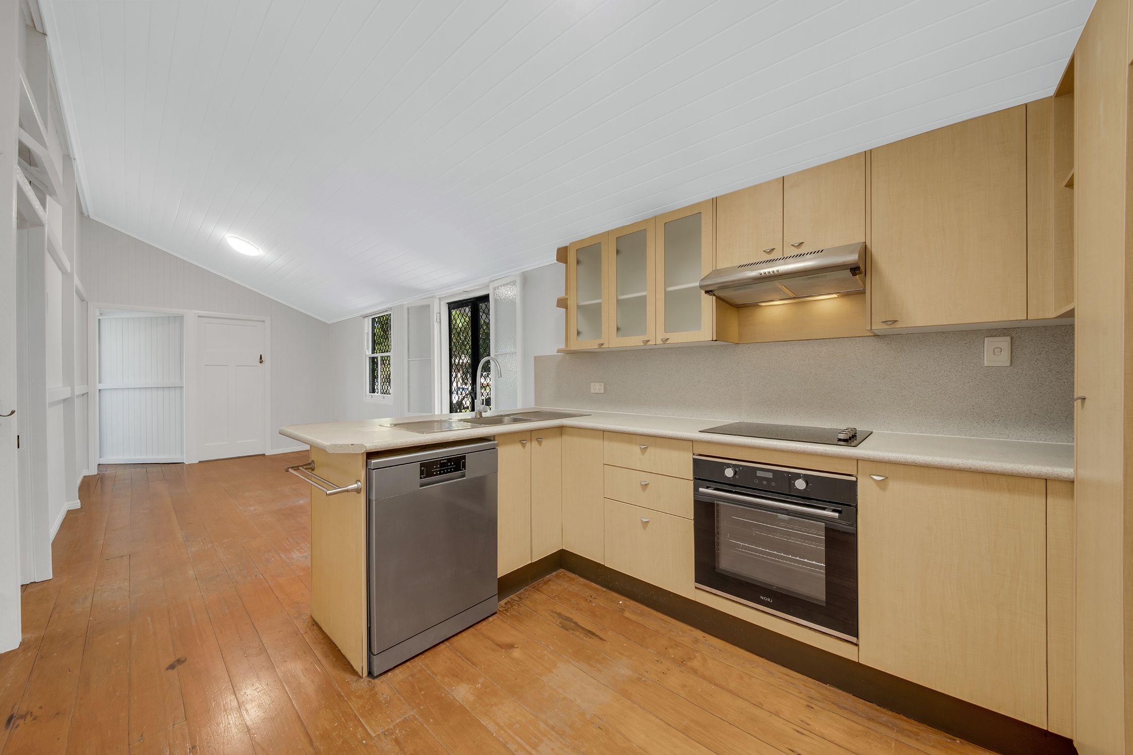 175 Auckland Street — photo 5 of 8