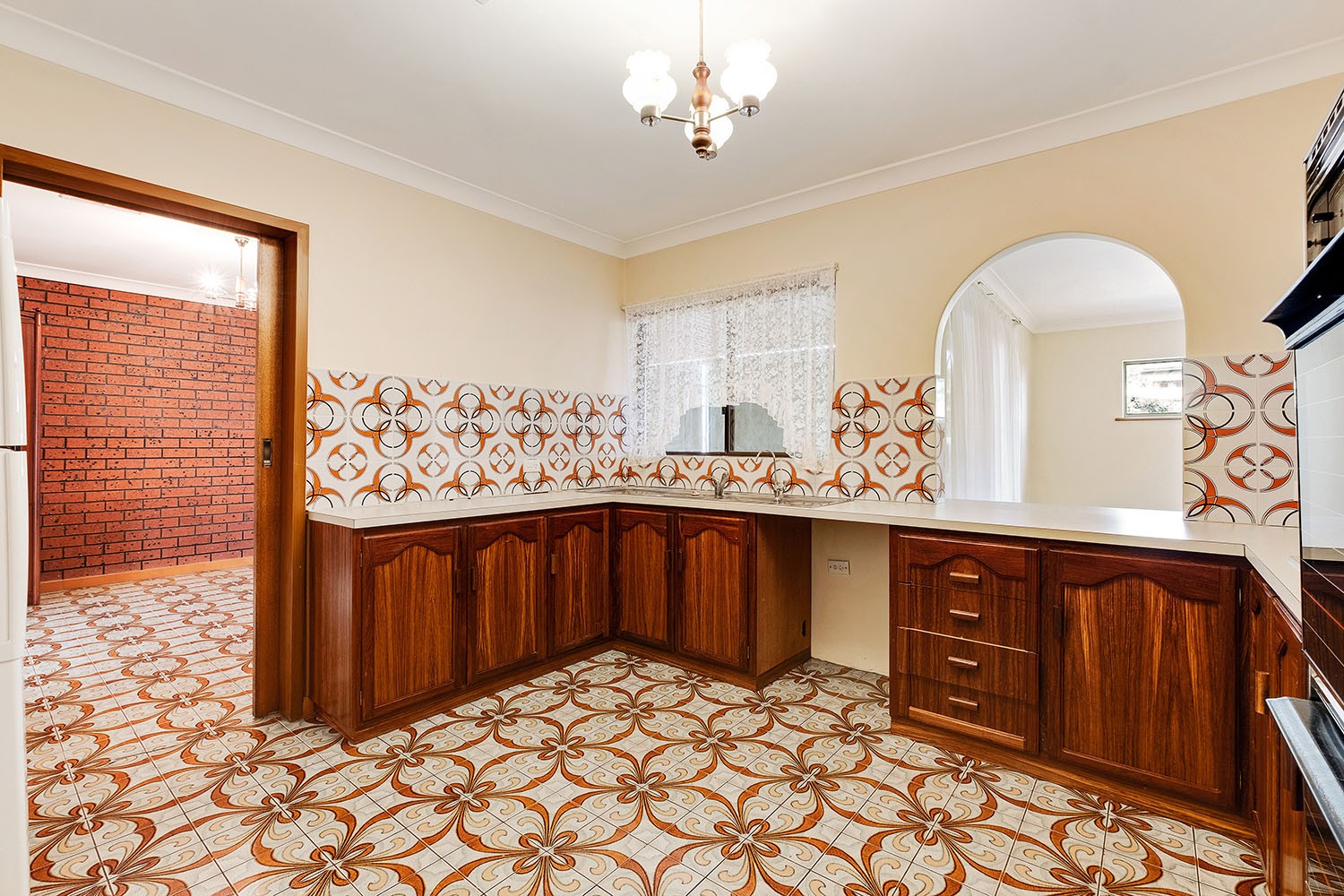 5 Elaine Avenue, Seaton, SA 5023