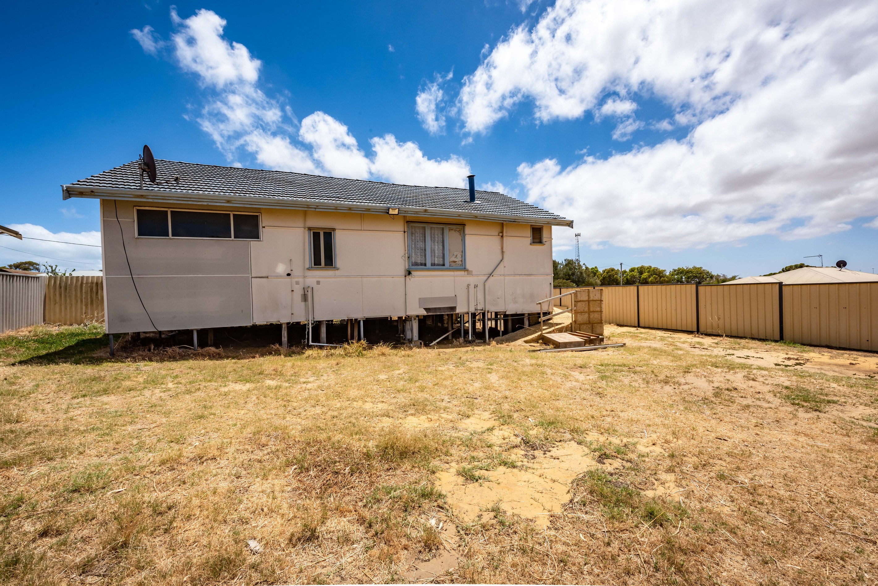 16 Carter Street, Rangeway, WA 6530