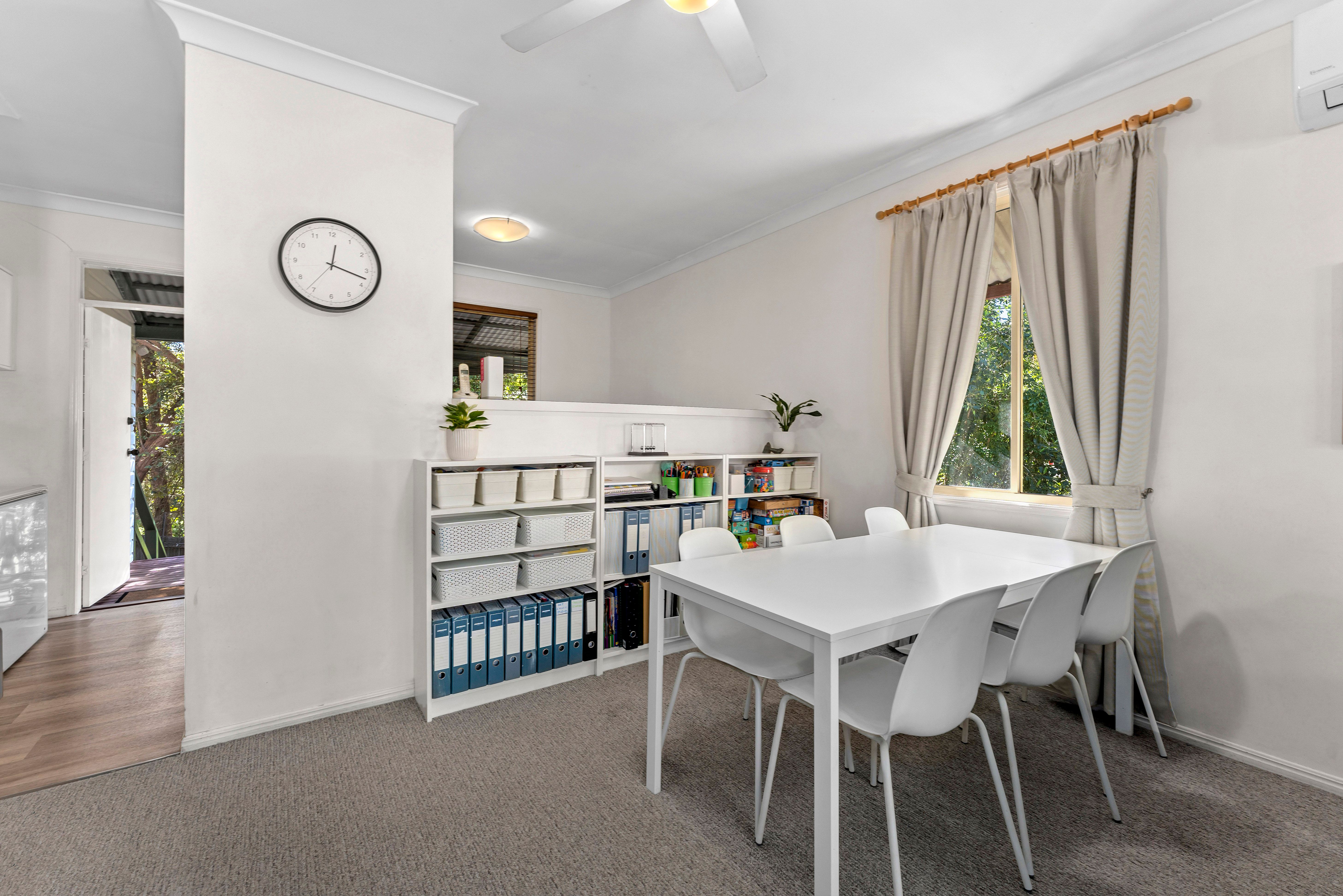 15 Kokoda Street — photo 4 of 15
