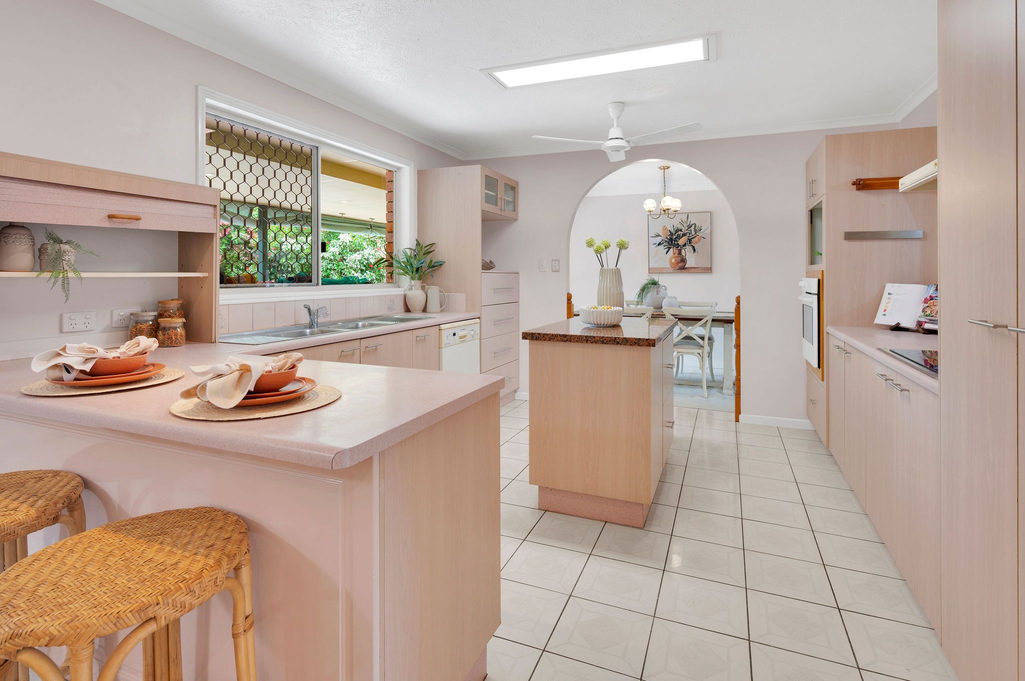 15 Malaga Street, Kirwan, QLD 4817