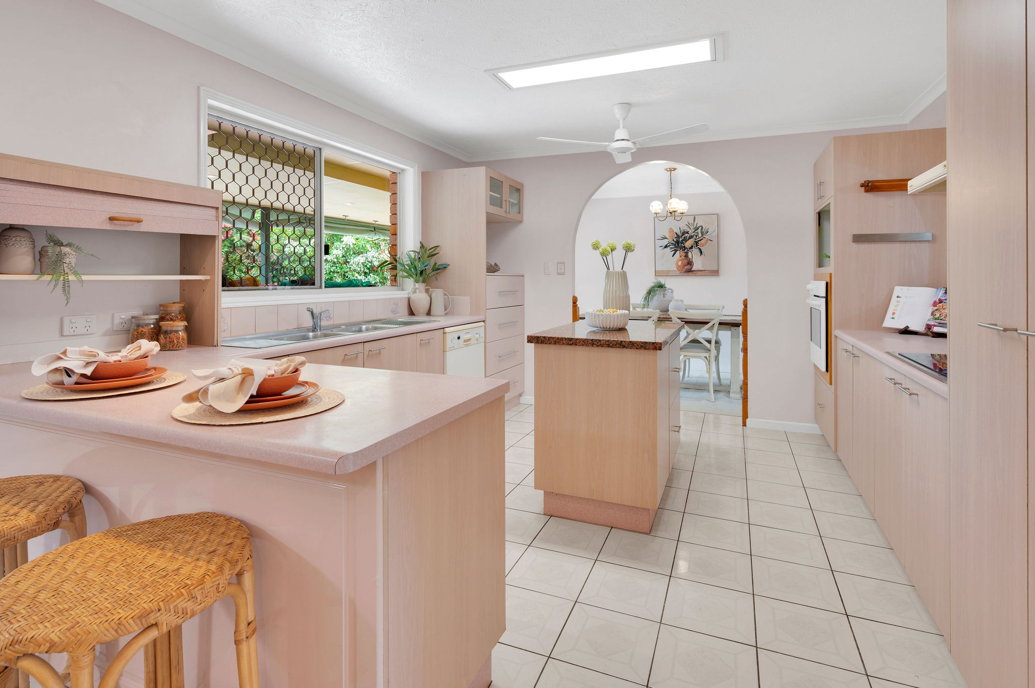 15 Malaga Street, Kirwan, QLD 4817