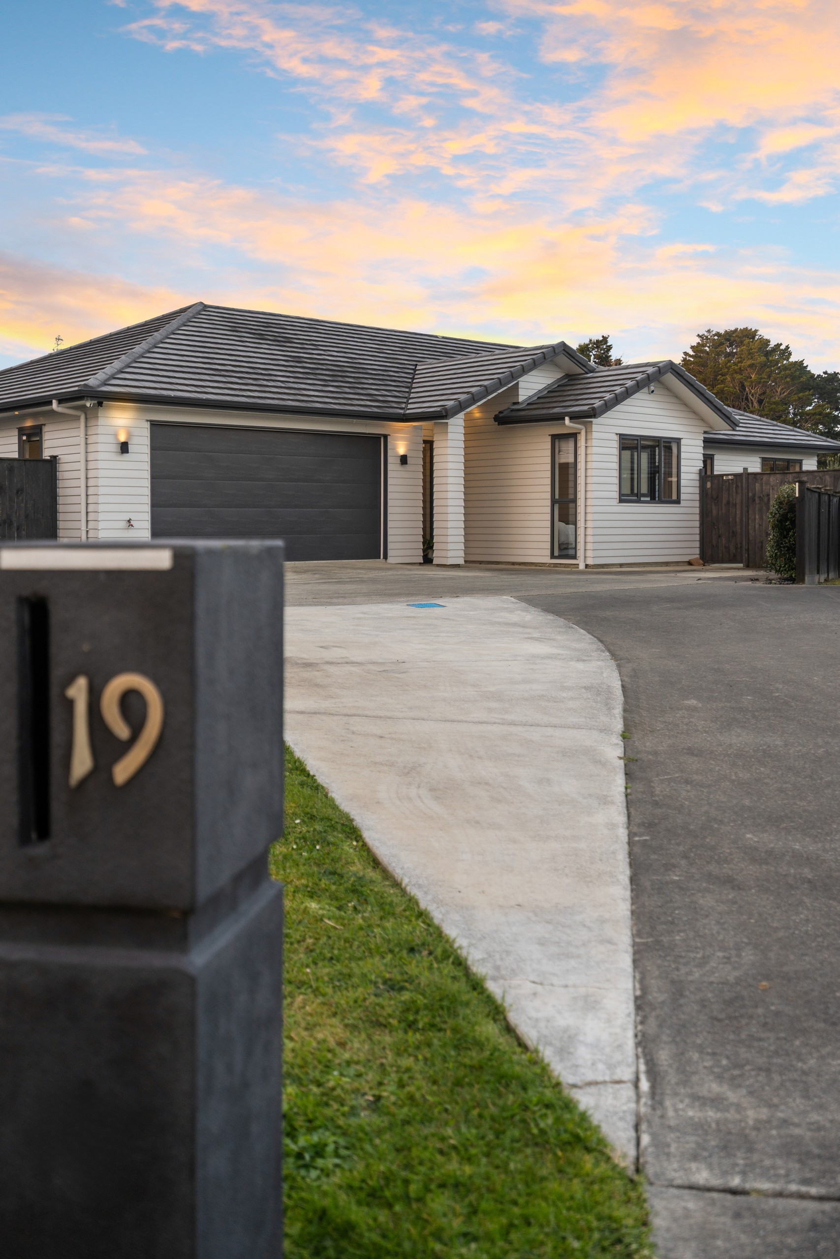 19 Kahika Grove, Huapai, Rodney