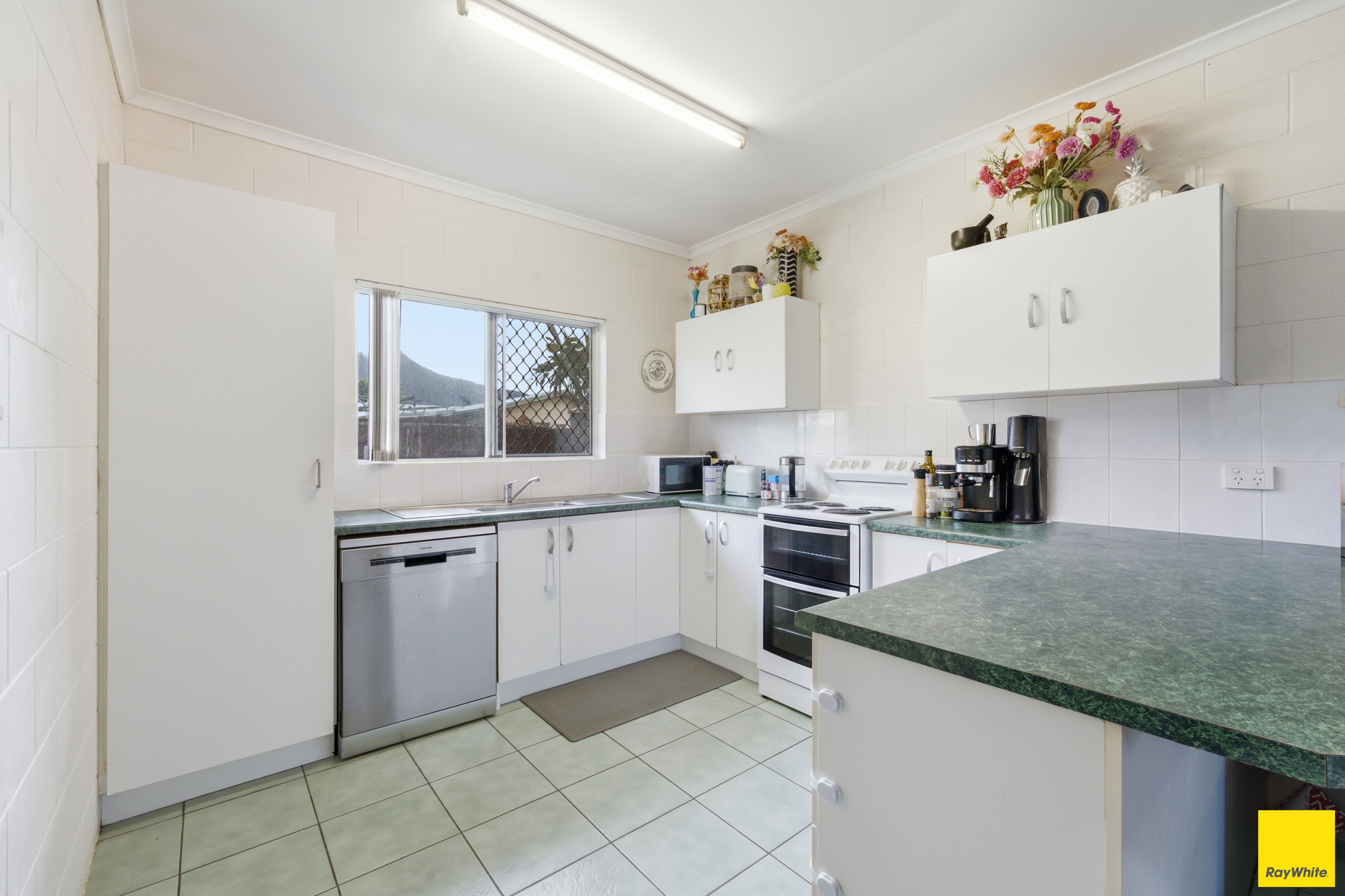 71 McLaughlin Road, Bentley Park, QLD 4869