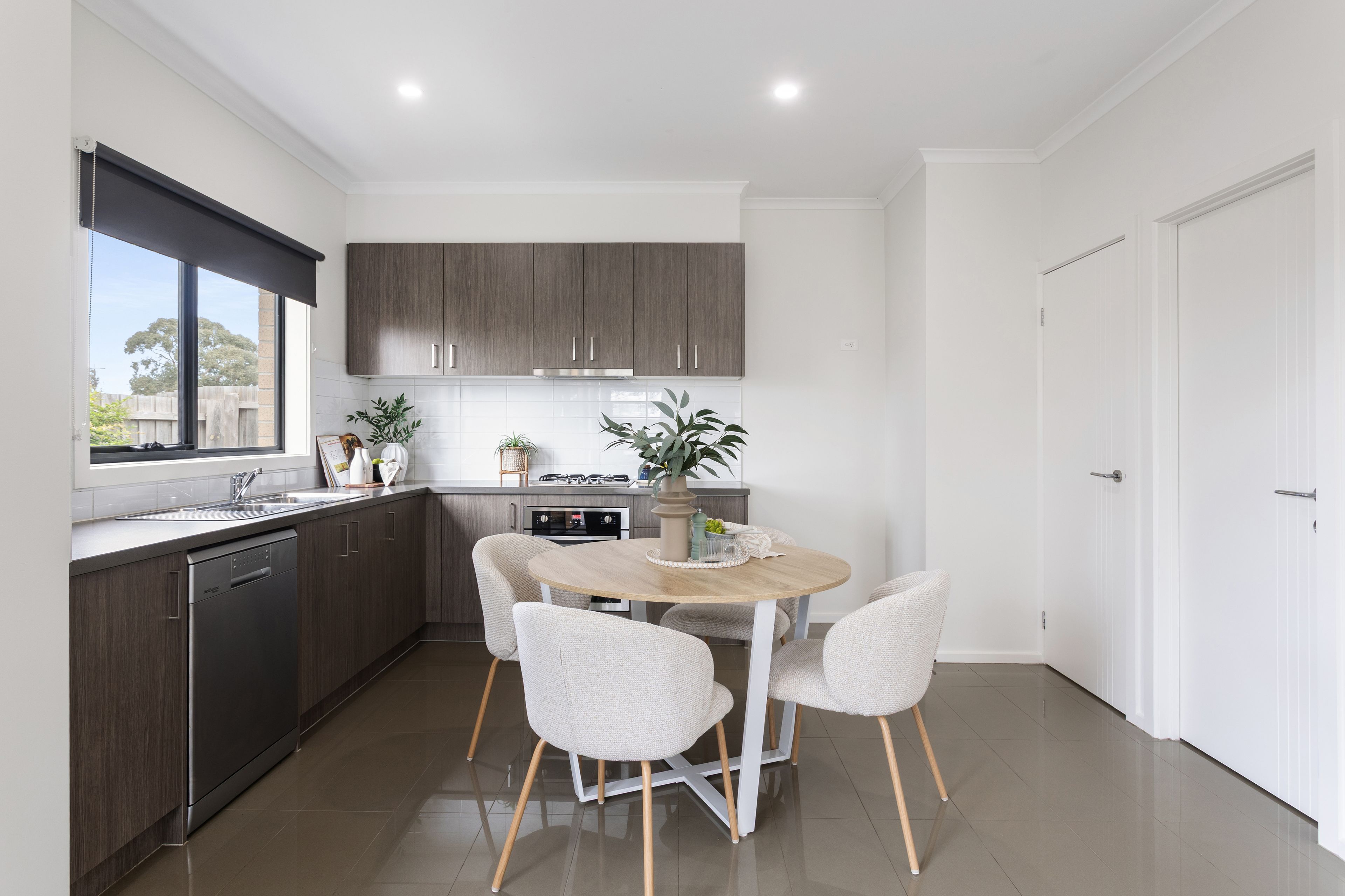 12 Jericho Court — photo 4 of 10