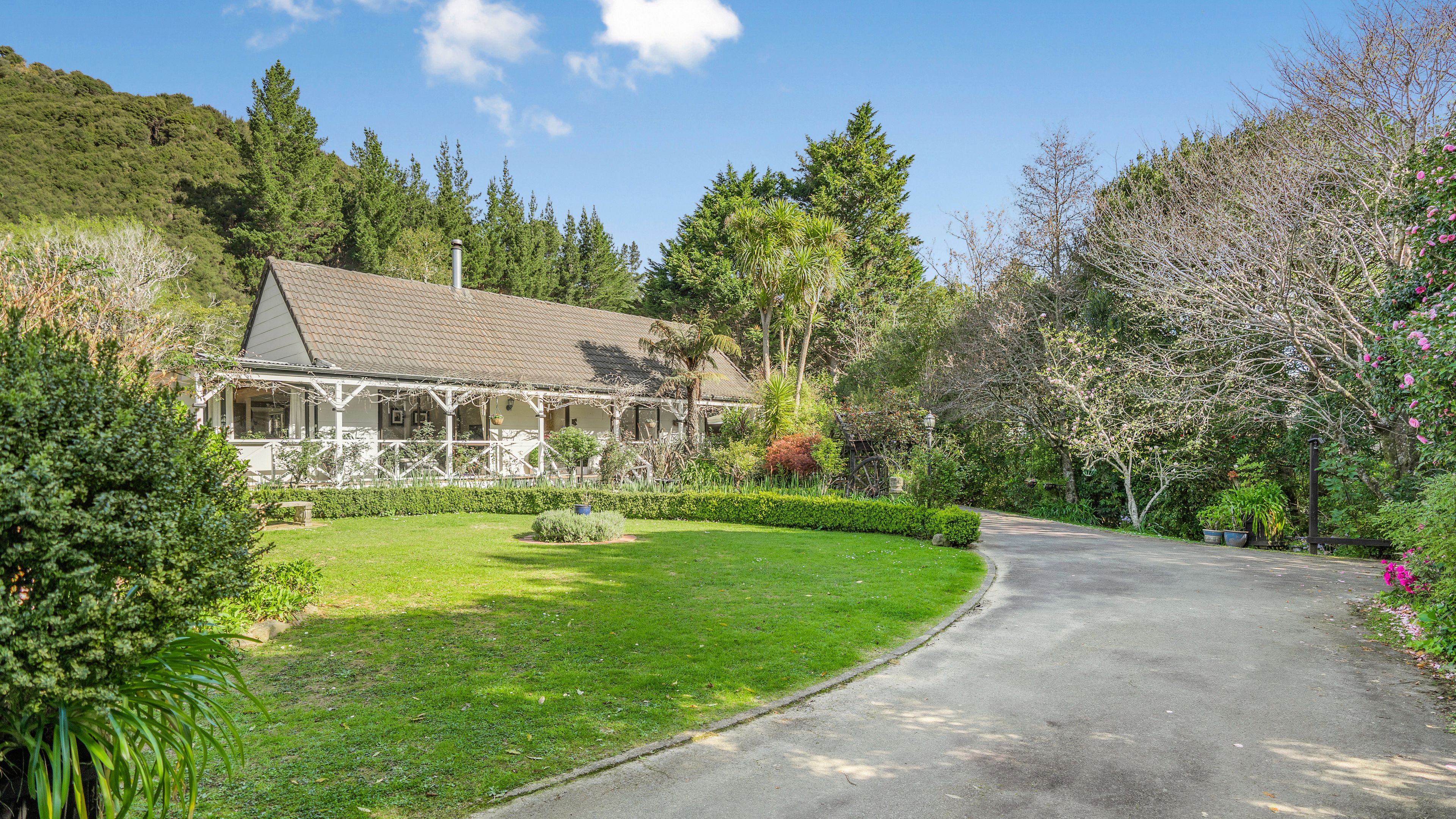 158 Moores Valley Road, Wainuiomata, Lower Hutt City