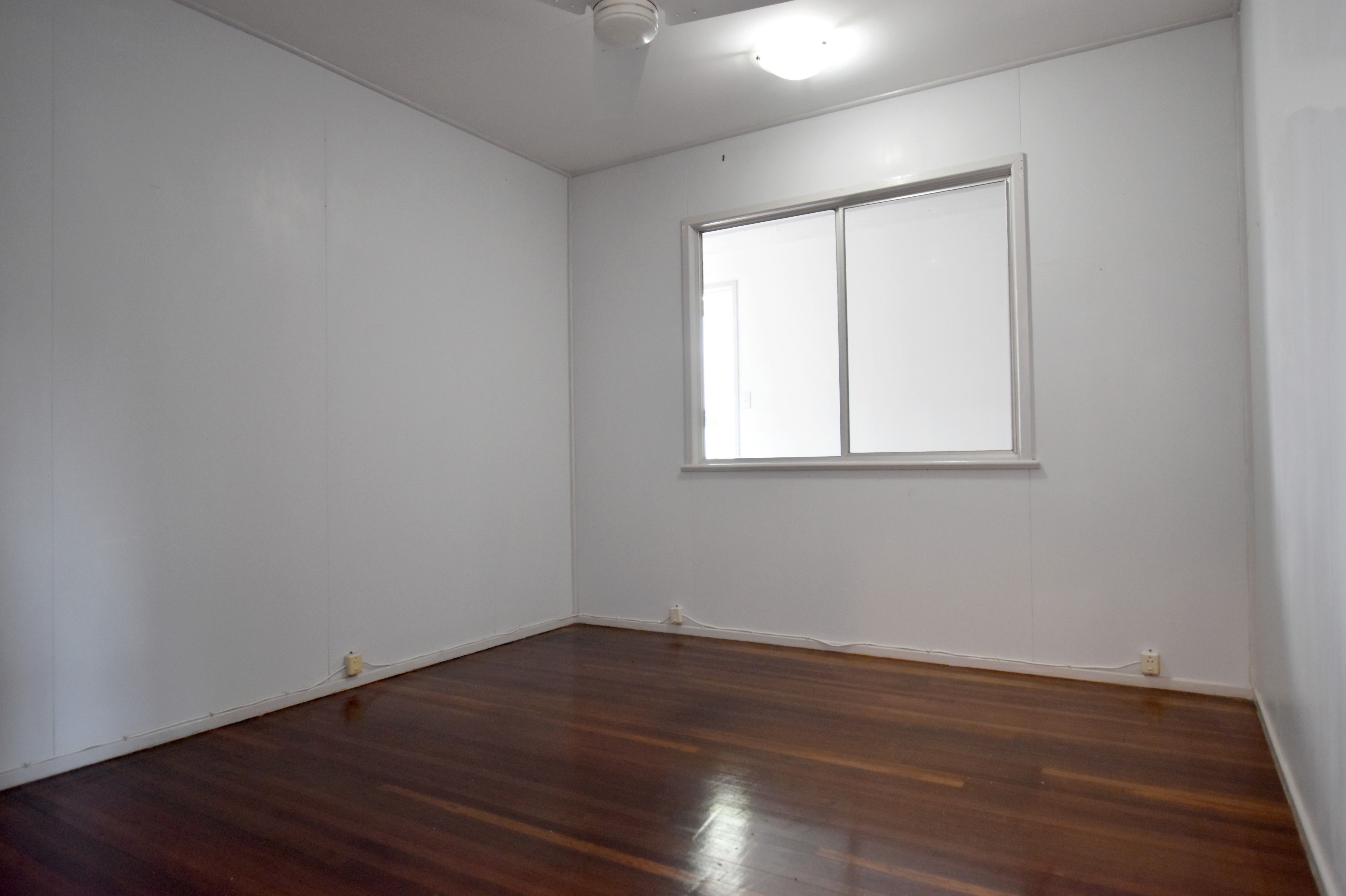 10 Geraldine Street, West Gladstone, QLD 4680 House for Rent Ray