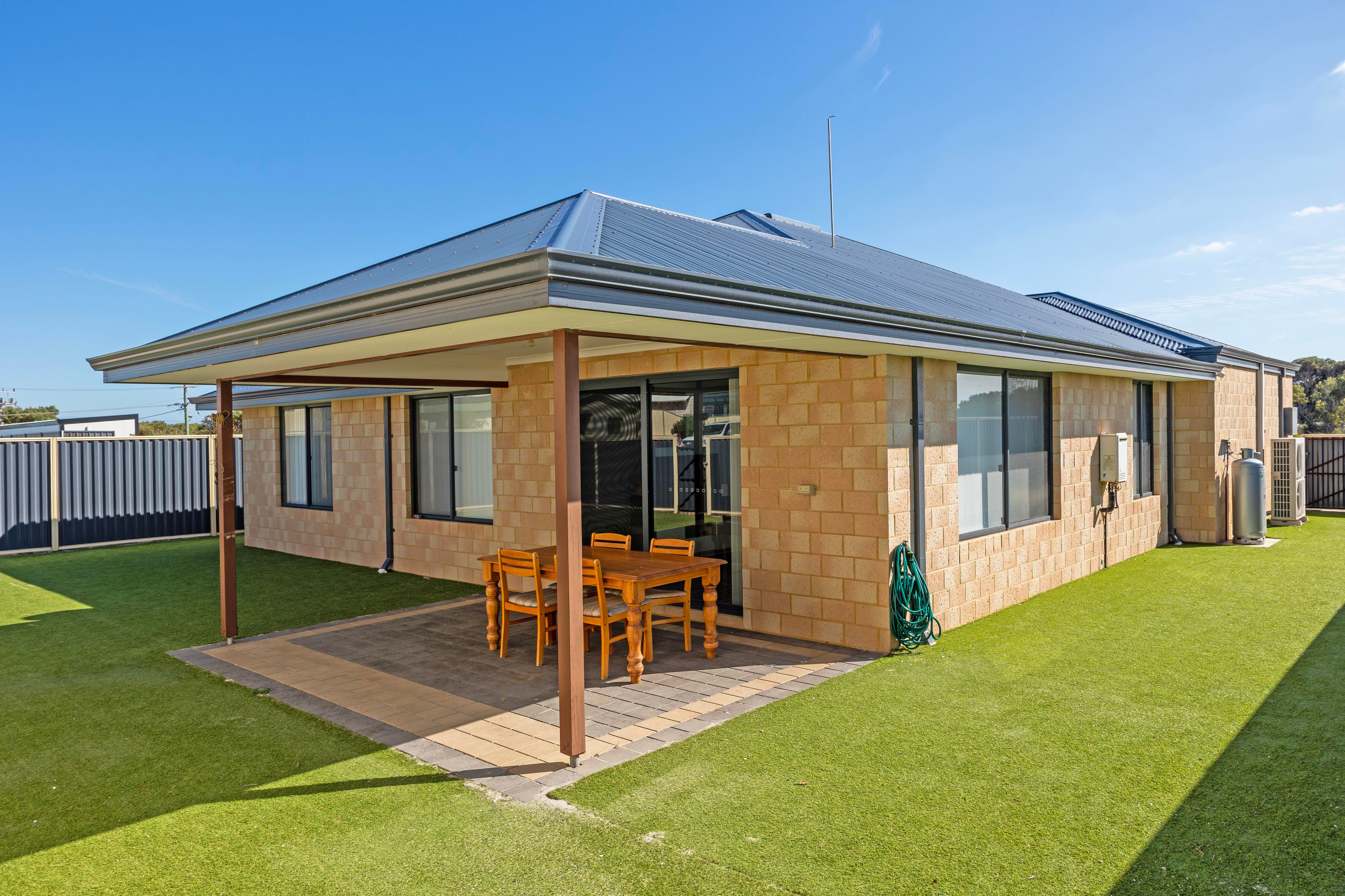 22 Craike Way, Green Head, WA 6514
