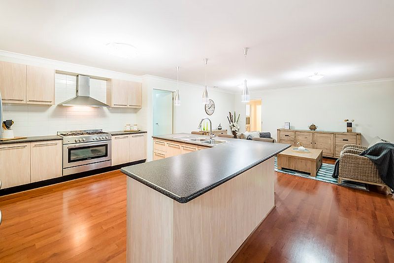 2 King Fern Close, Lyndhurst, VIC 3975