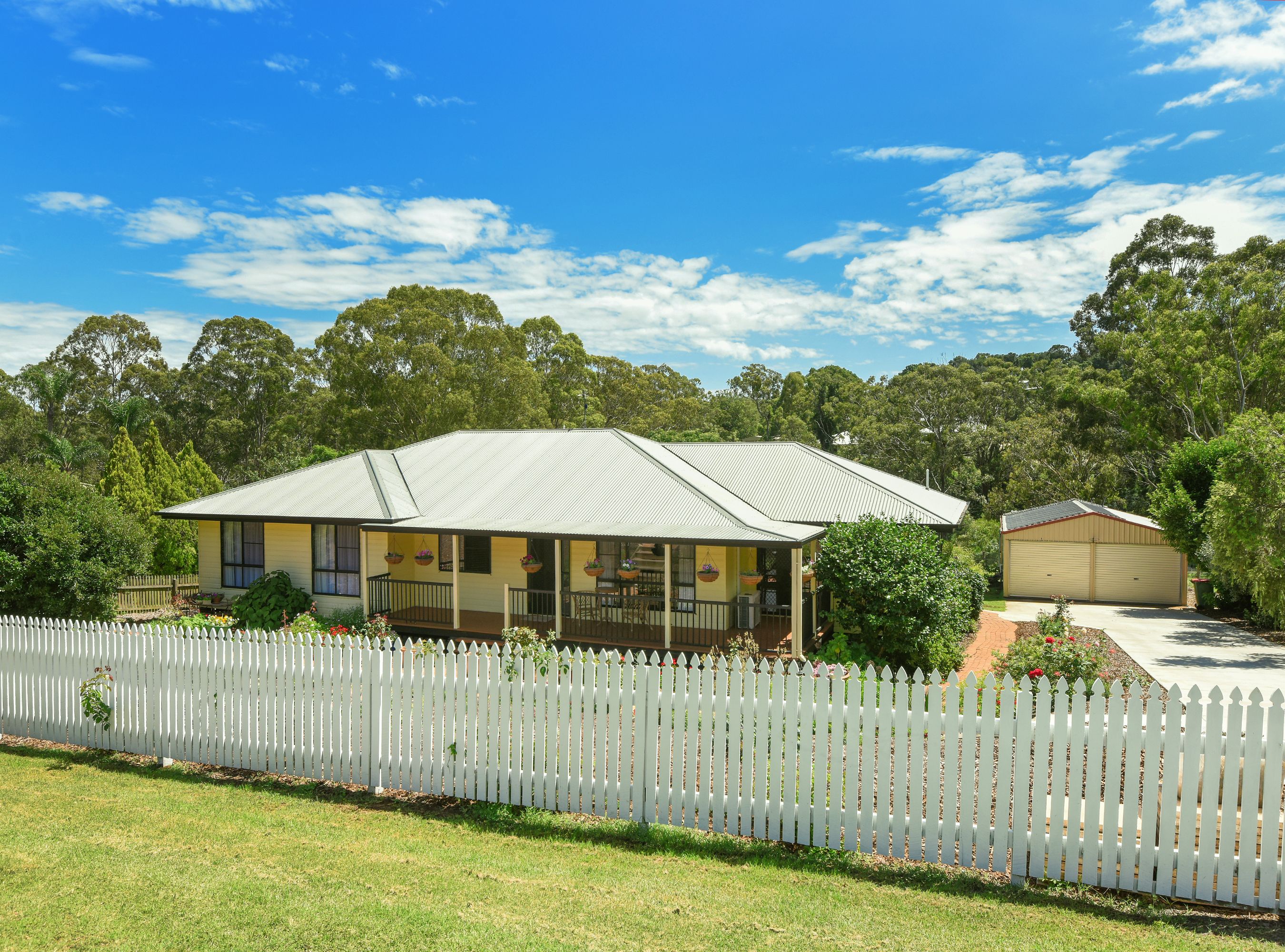10 Parkway Drive, Highfields QLD 4352