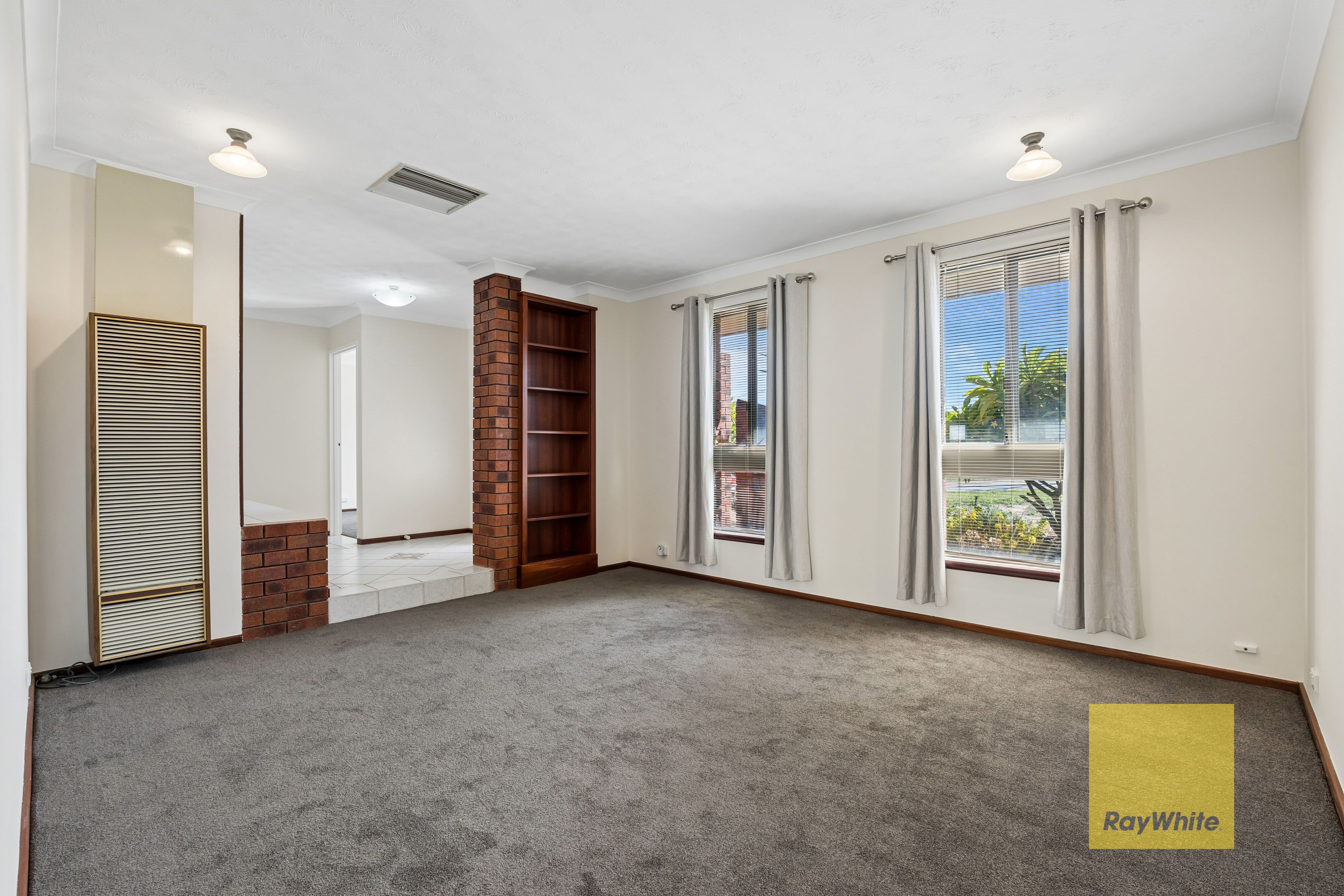 42 Kanangra Crescent — photo 5 of 18