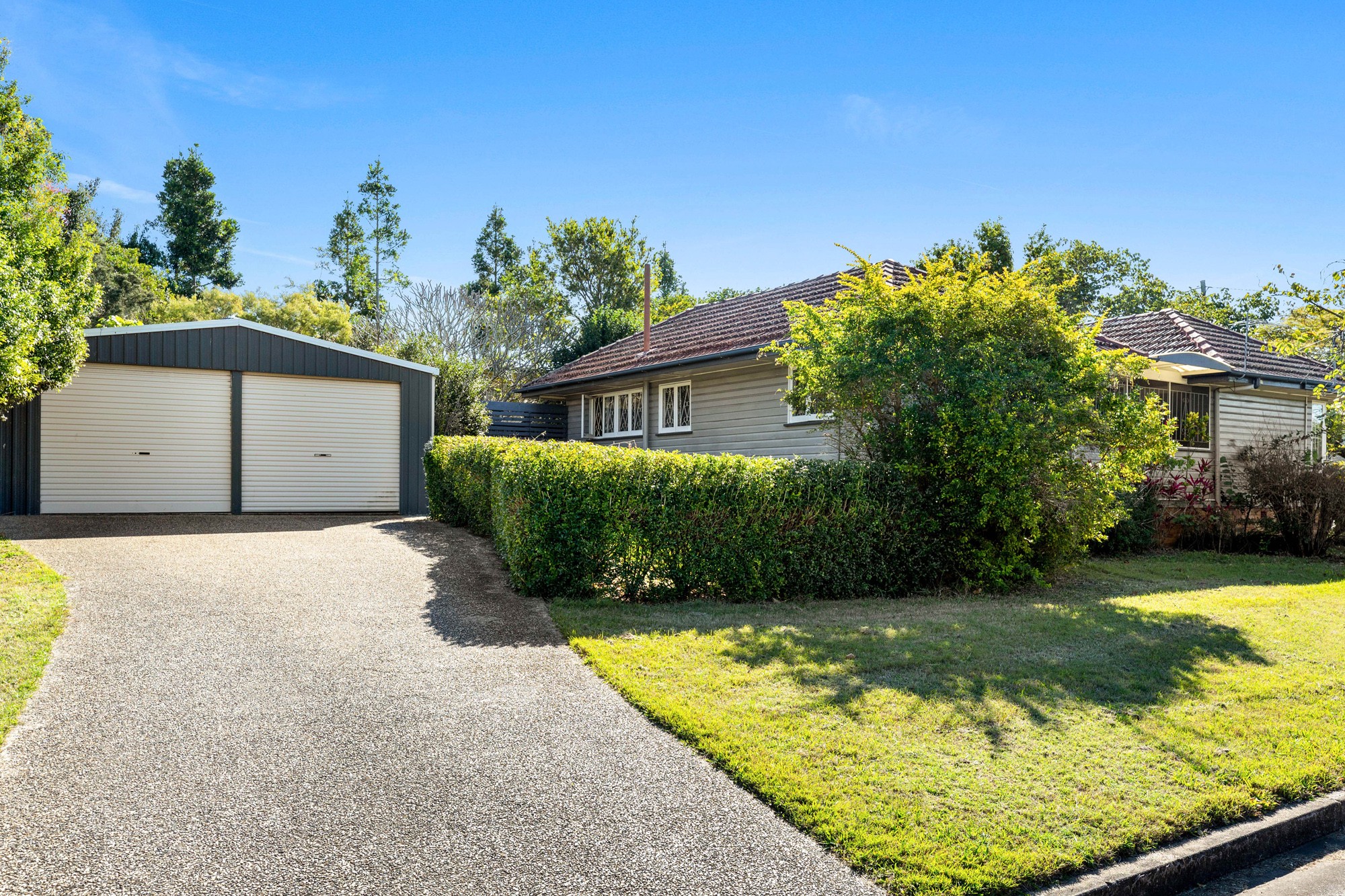 10 Consort Street, Corinda, QLD 4075