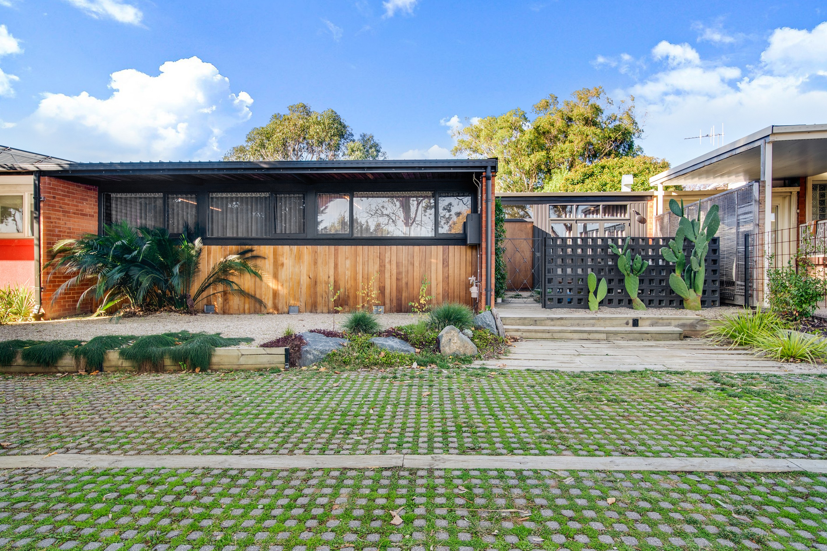181 Kent Street, Hughes, ACT 2605