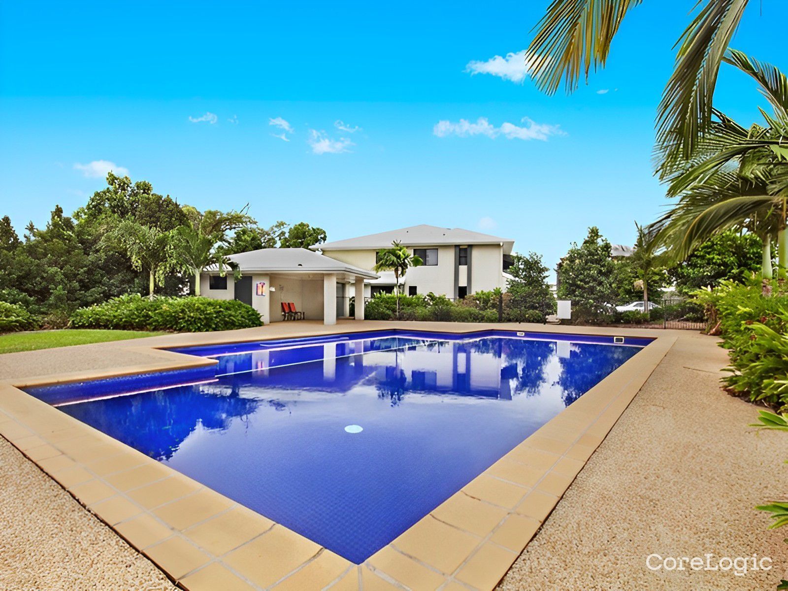 321 Angus Smith Drive, Douglas QLD 4814