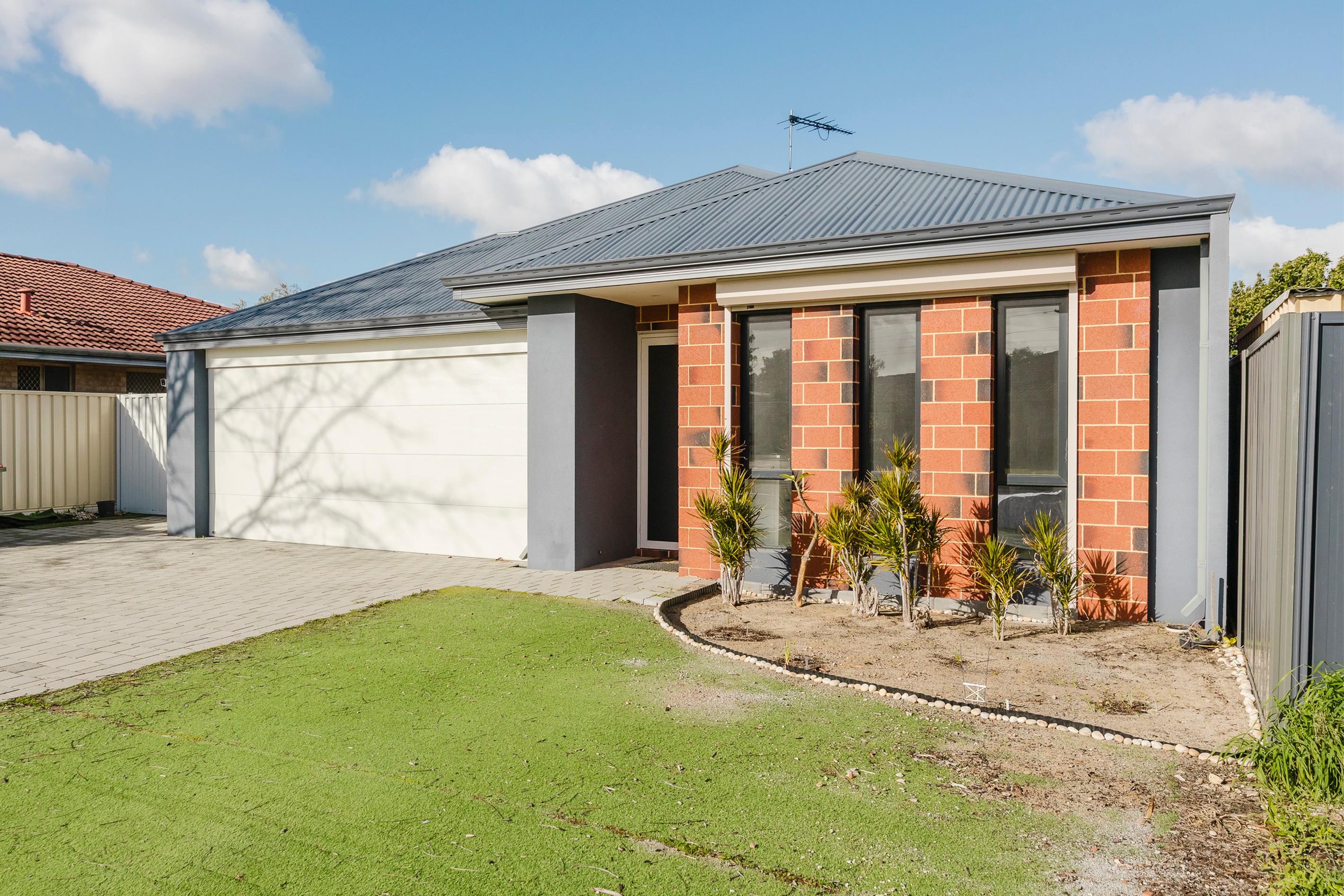 2 Fawk Corner, Ballajura, WA 6066