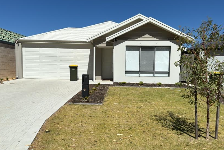 35 Blueberry Loop — photo from Ray White Rockingham Baldivis