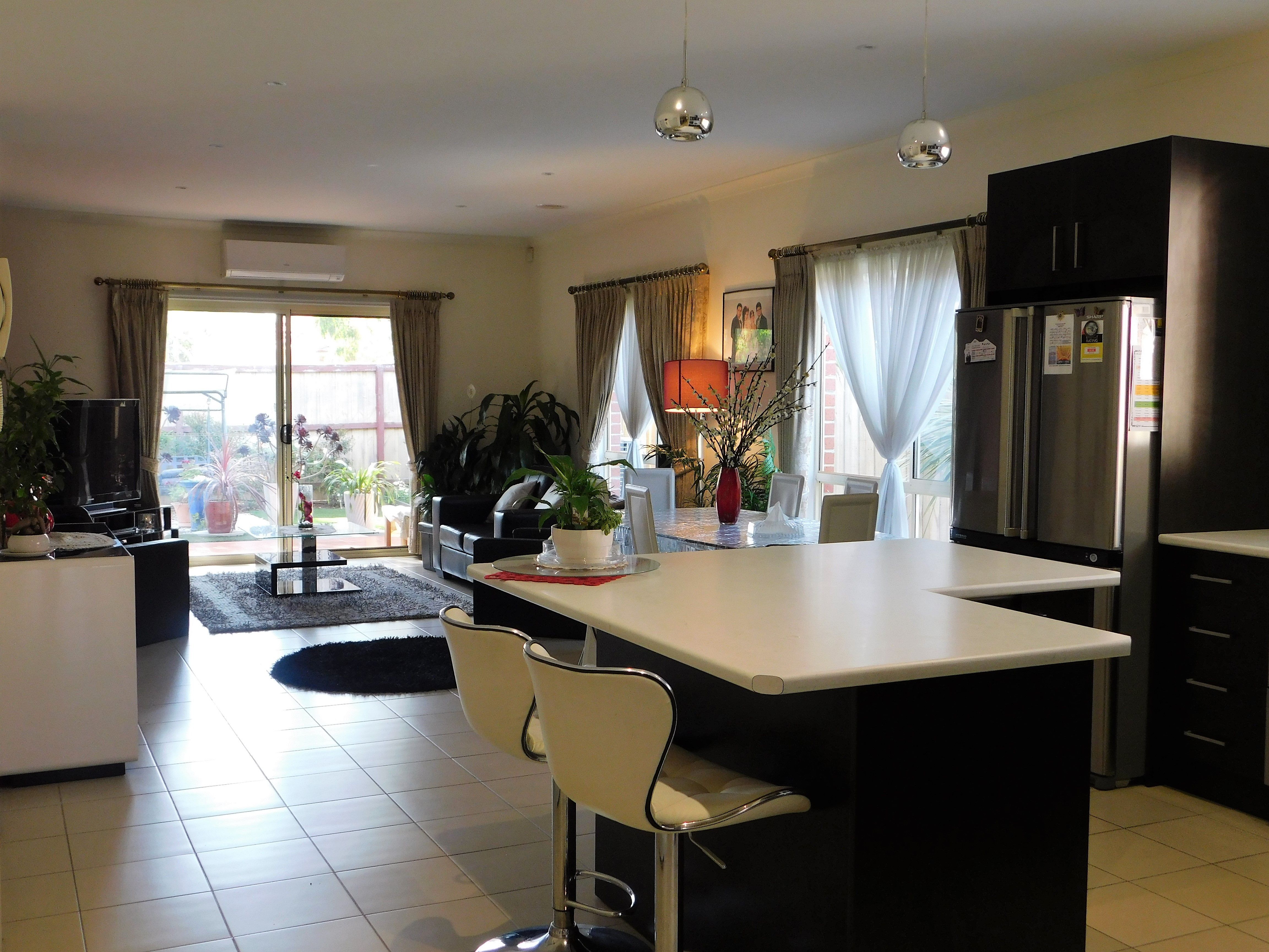 86 Tuross Crescent, South Morang, VIC 3752
