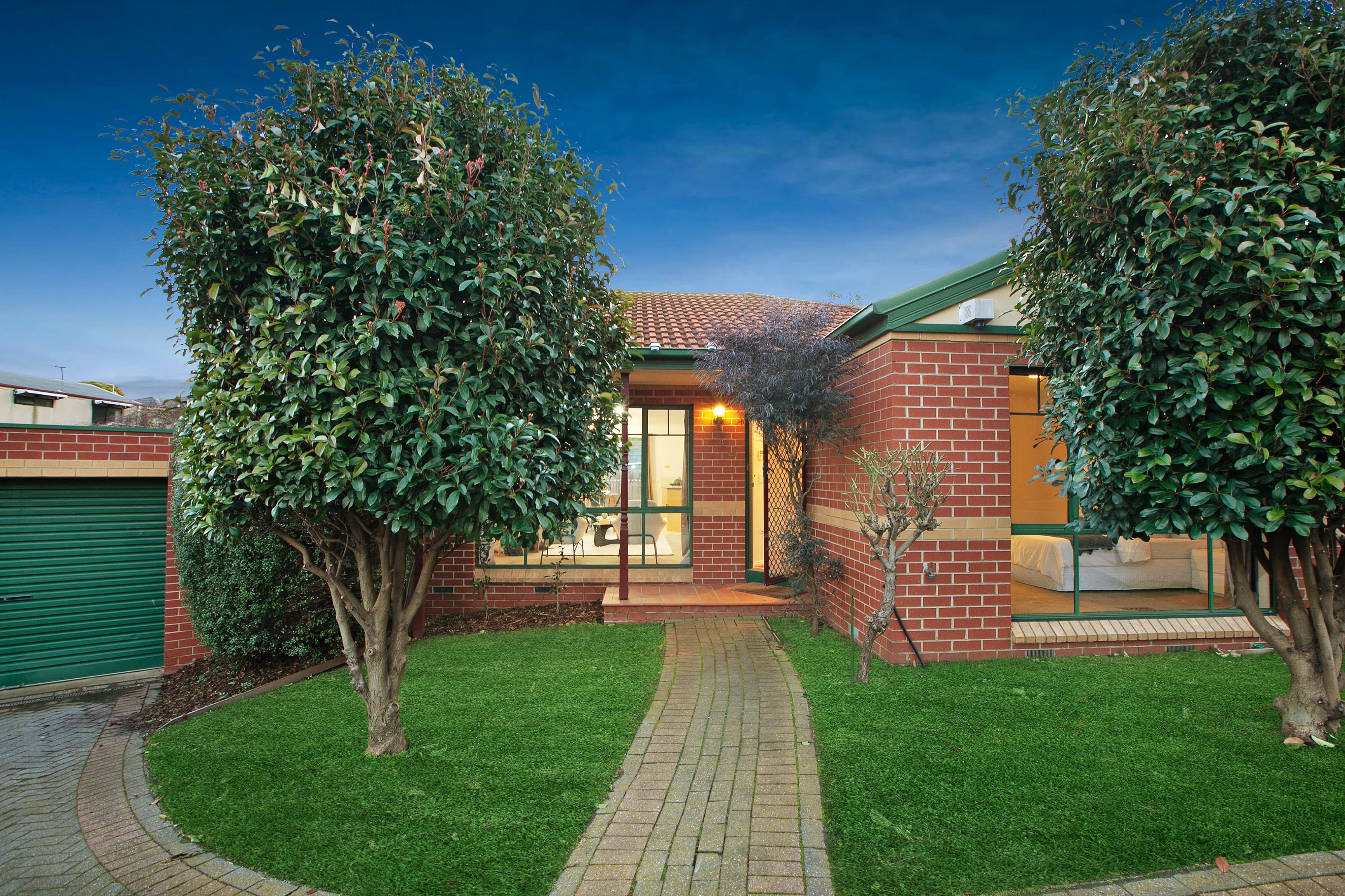 59 St Vigeons Road, Reservoir VIC 3073