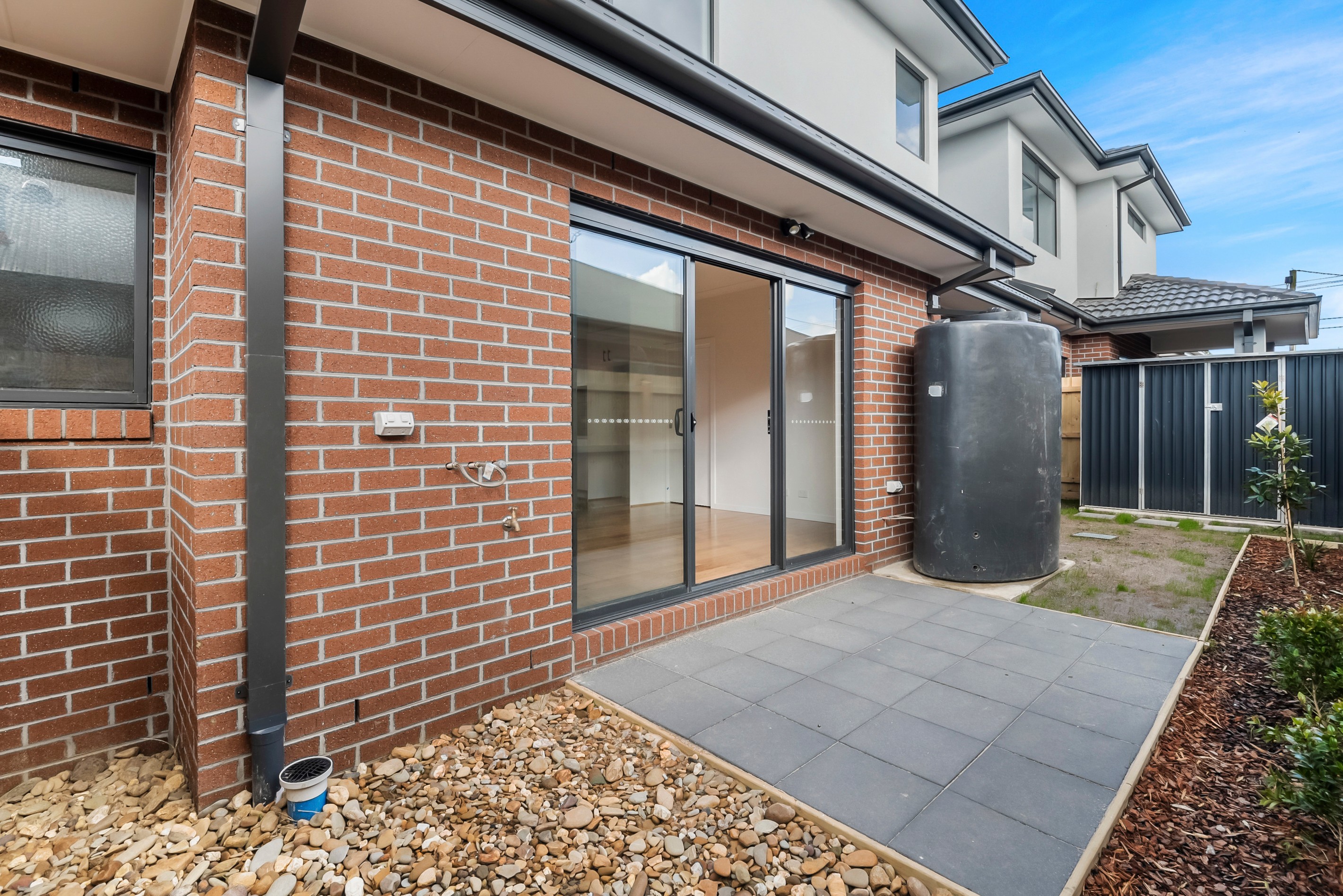 2/295 Greenwood Drive, Watsonia, VIC 3087