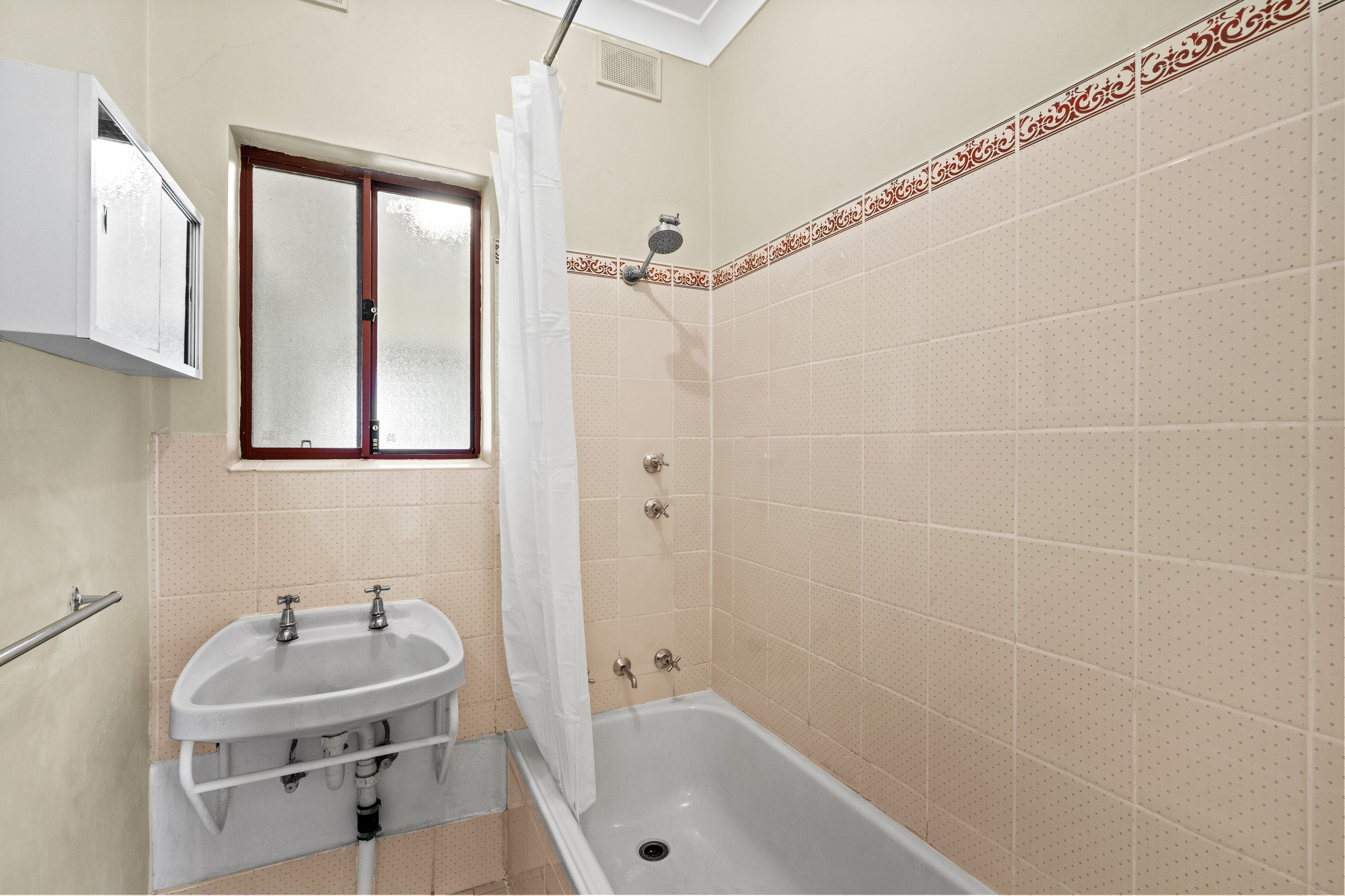 25 Garland Avenue — photo 15 of 22