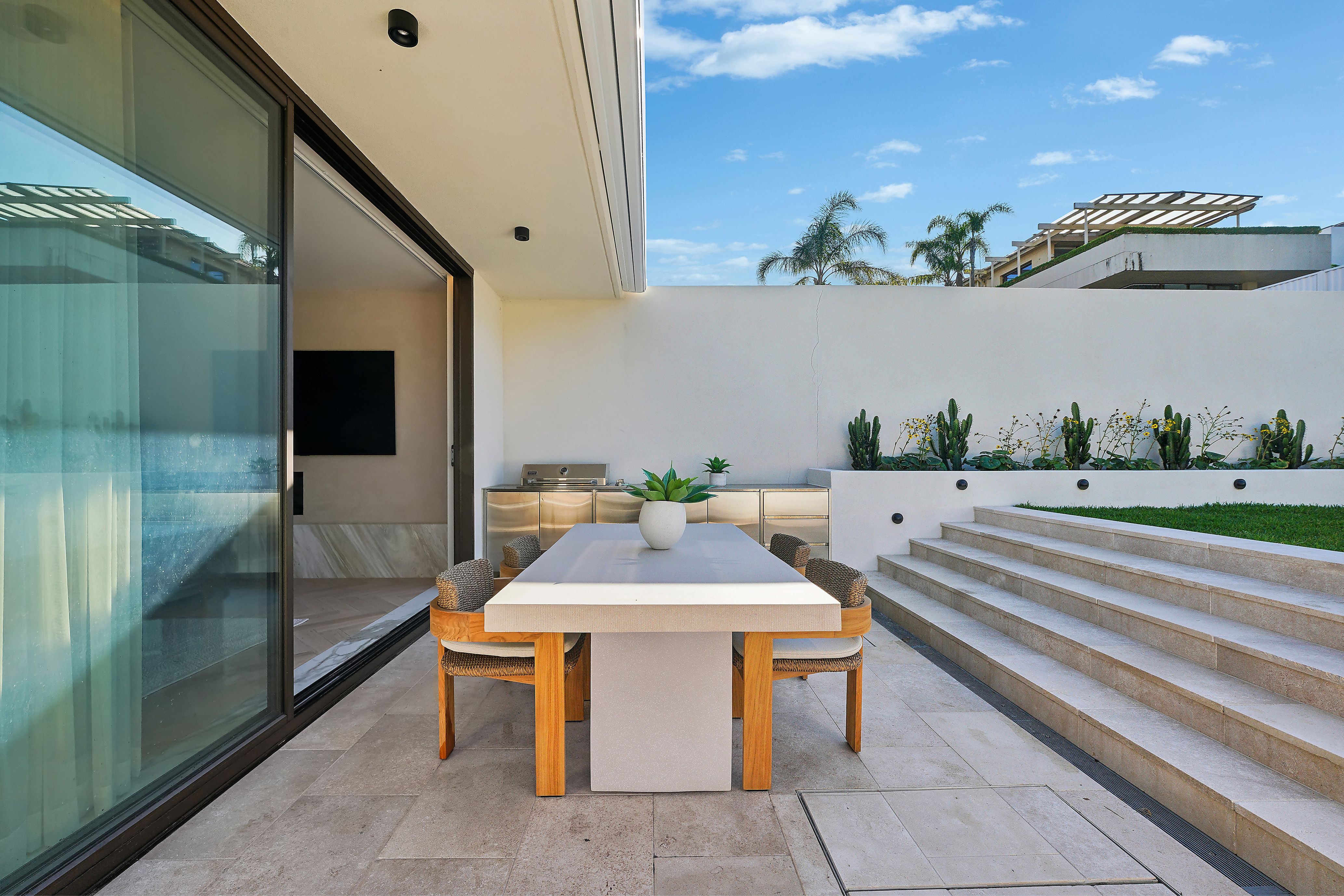 97A Hardy Street — photo 8 of 14