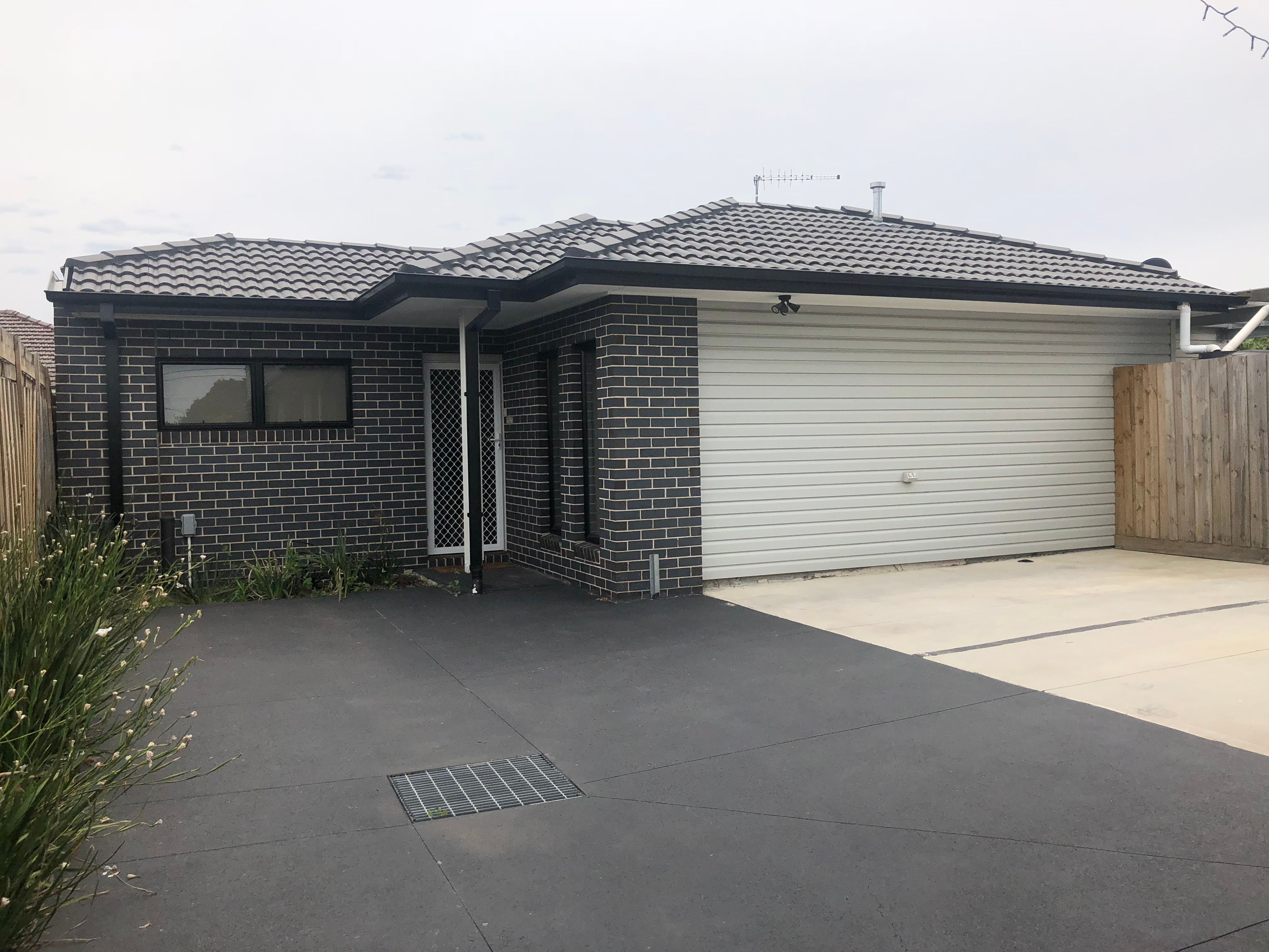 4/4 Cedar Street, Thomastown, VIC 3074
