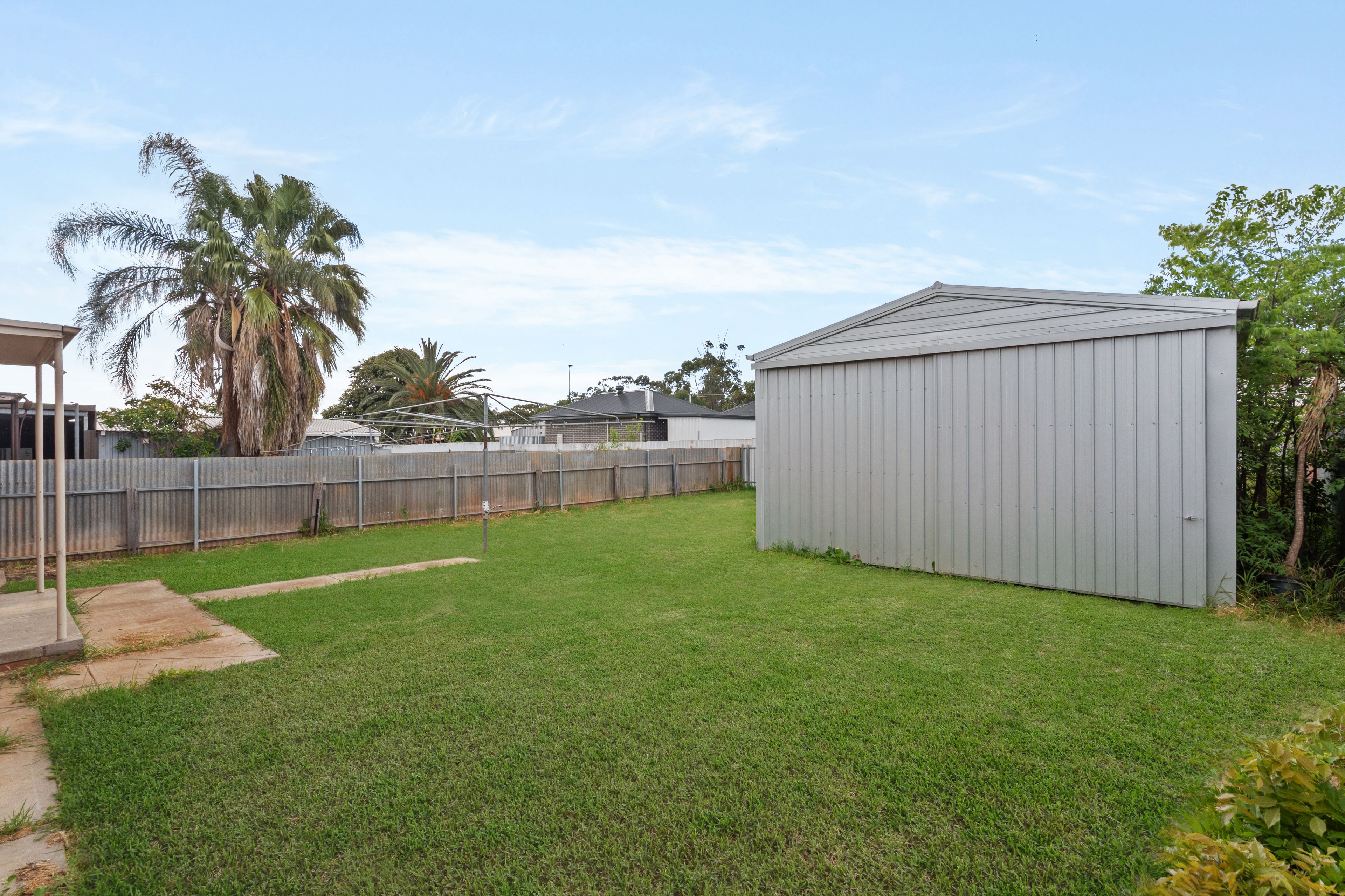 16 Melbury Street — photo 12 of 13