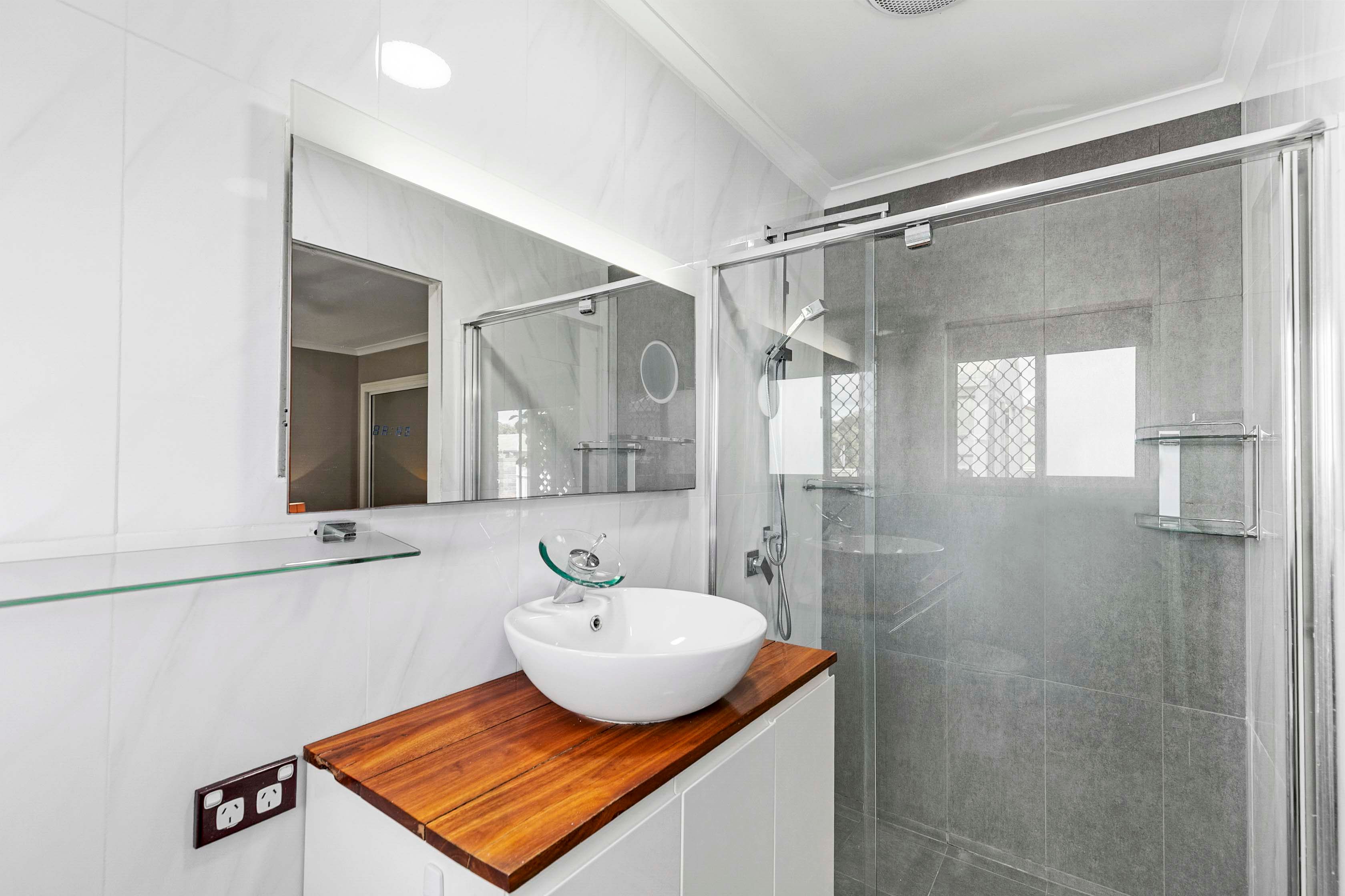 70 Snapper Street — photo 15 of 25