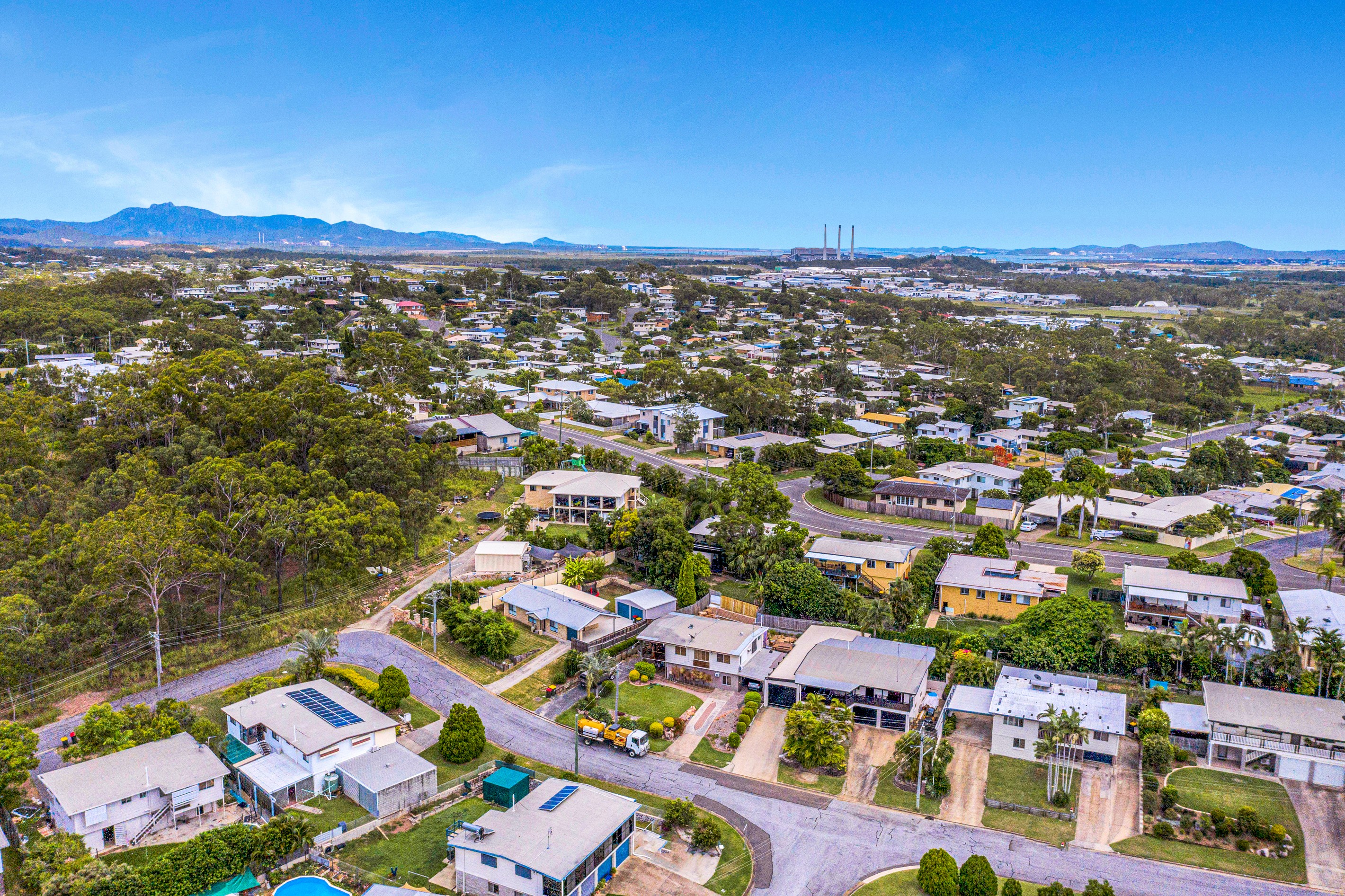 6 Harrier Avenue, New Auckland, QLD 4680