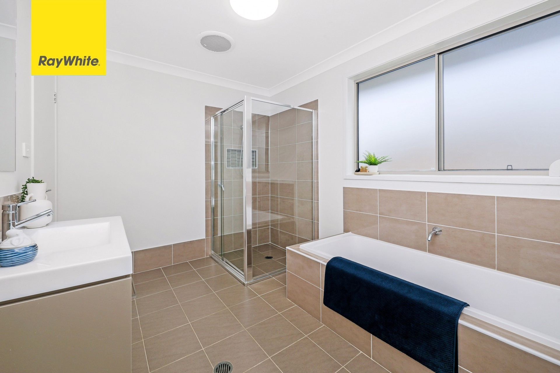 8 Scapa Road, Edmondson Park, NSW 2174