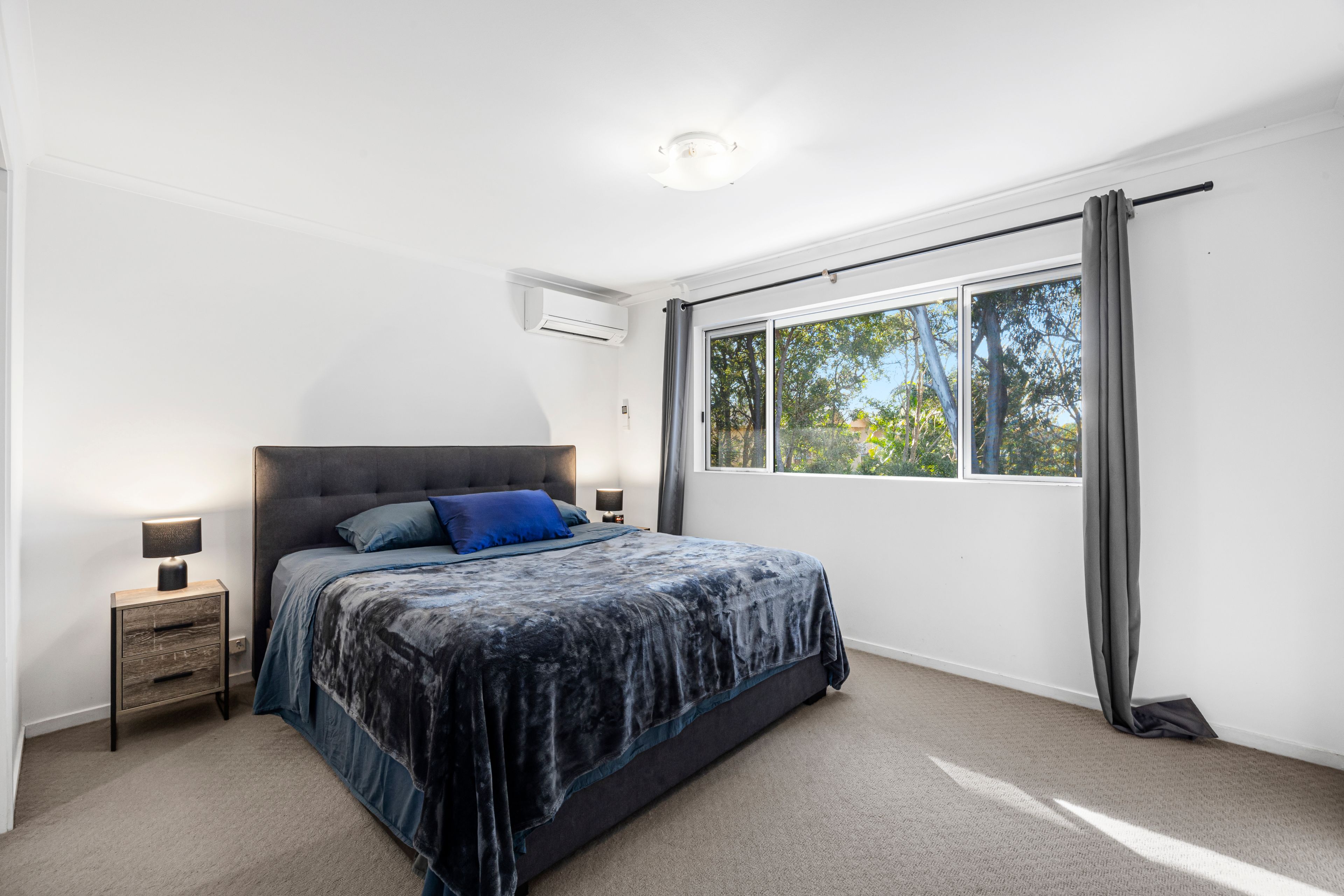 2/1 Moomba Street — photo 6 of 11