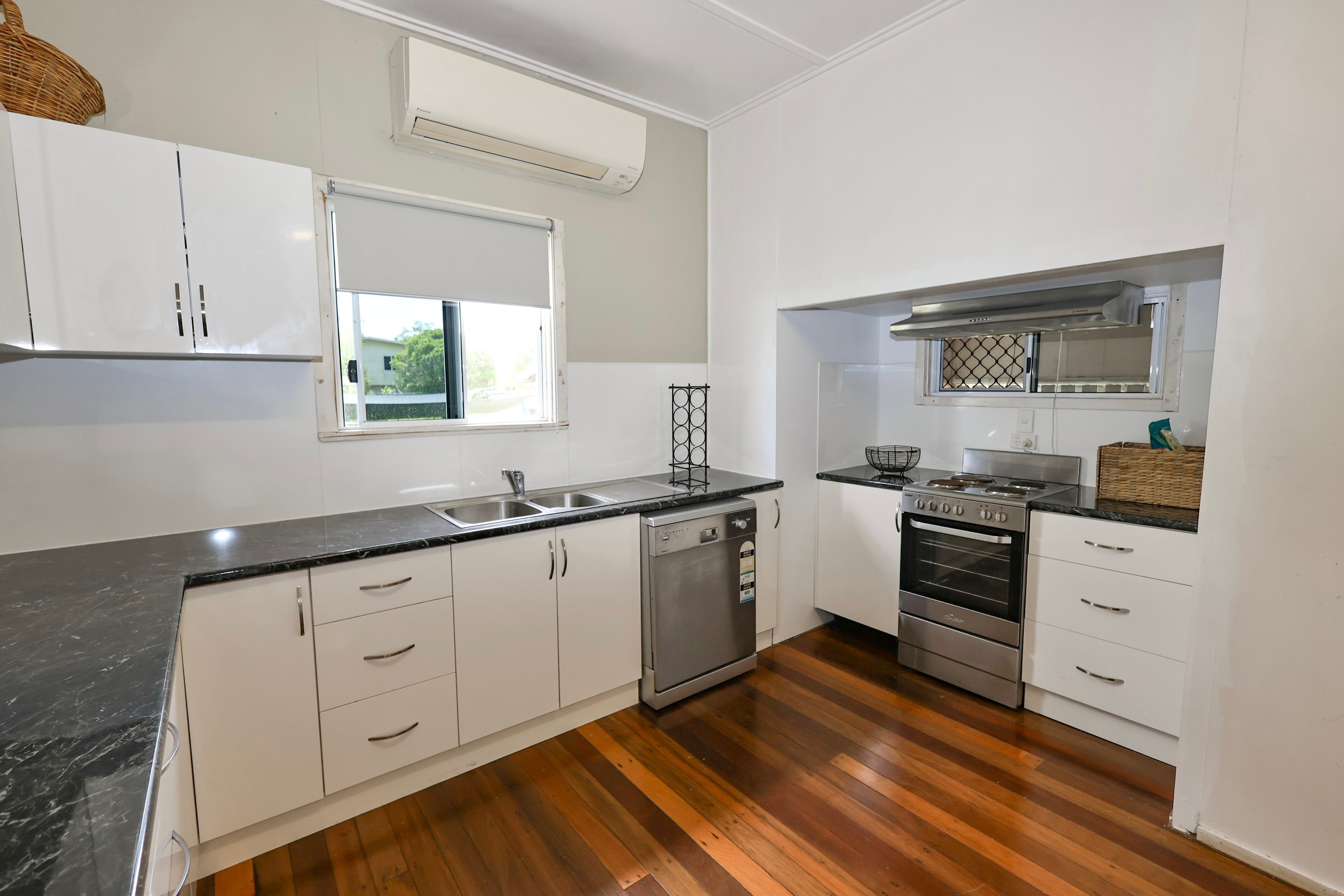 11 Meyer Street, Trebonne, QLD 4850