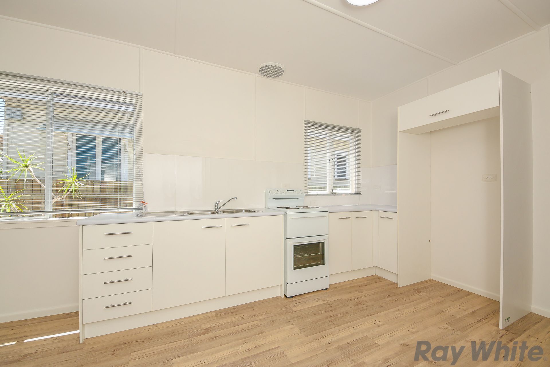 38 Tilley Street, Redcliffe, QLD 4020