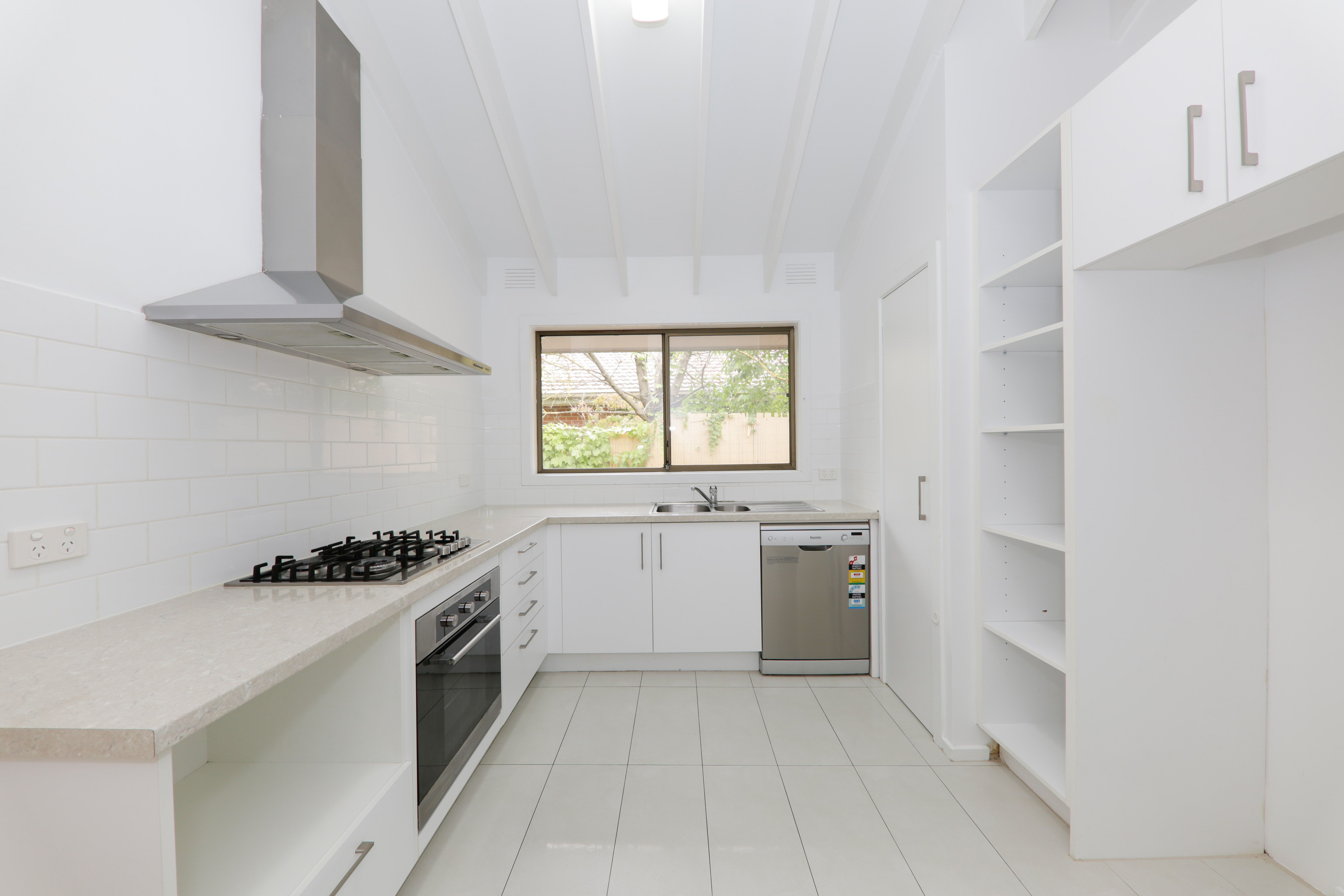 1/92-94 Victoria Crescent, Mont Albert, VIC 3127
