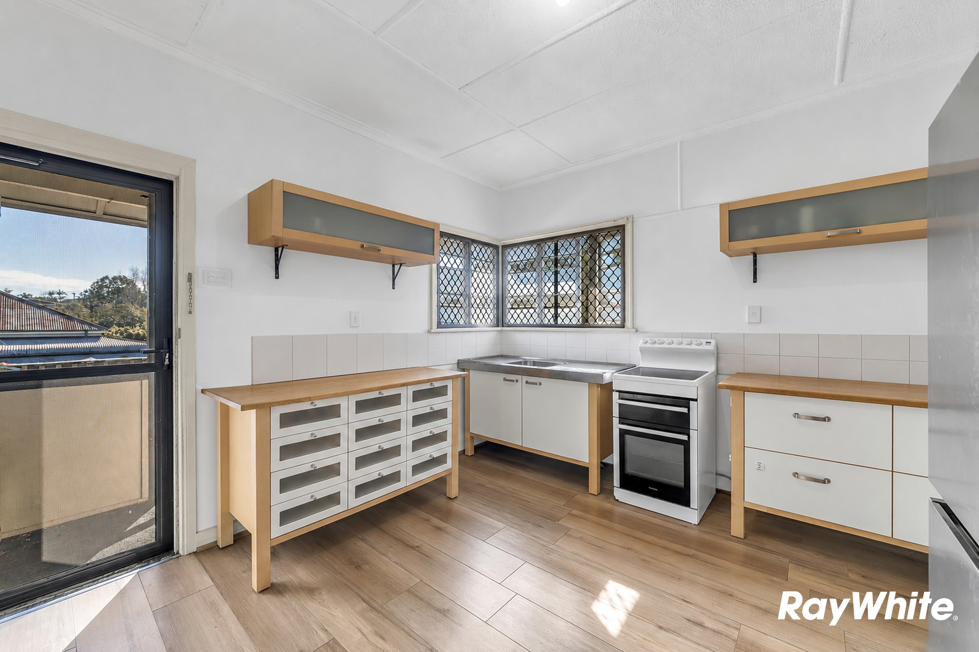 29 Creek Street, Bundamba, QLD 4304