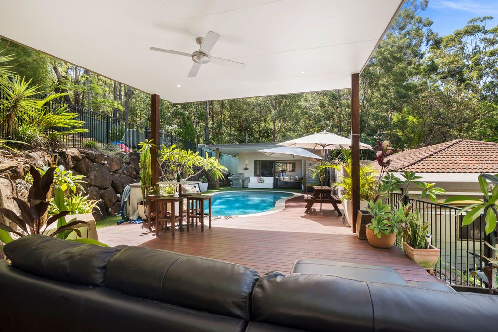 26 Lucania Street, Currumbin Waters, QLD 4223 - Sold House 